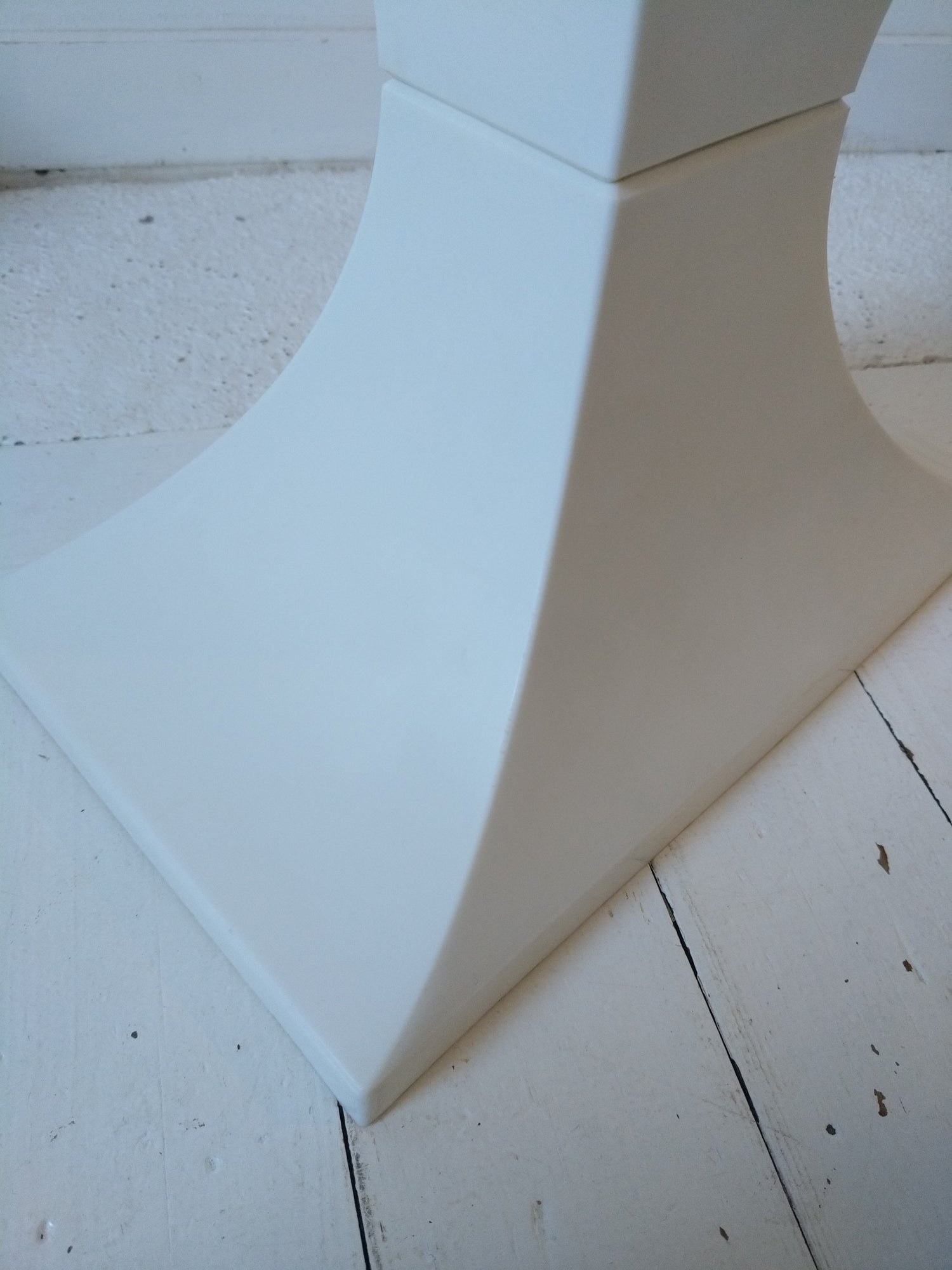 Tabouret d'appoint Flair Prisunic Holland plastique mauve et blanc - cetaitmieuxavant