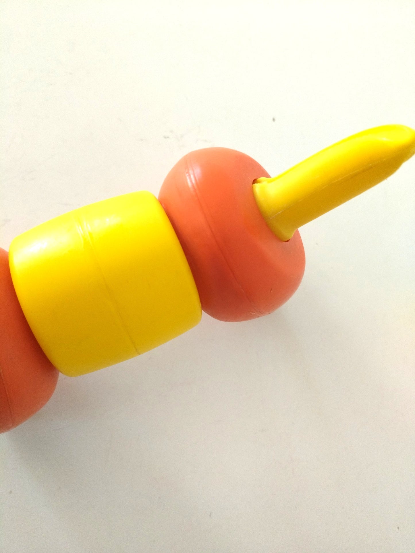 Jouet/ puzzle/ chien à emboîter en plastique Tupperware Toy