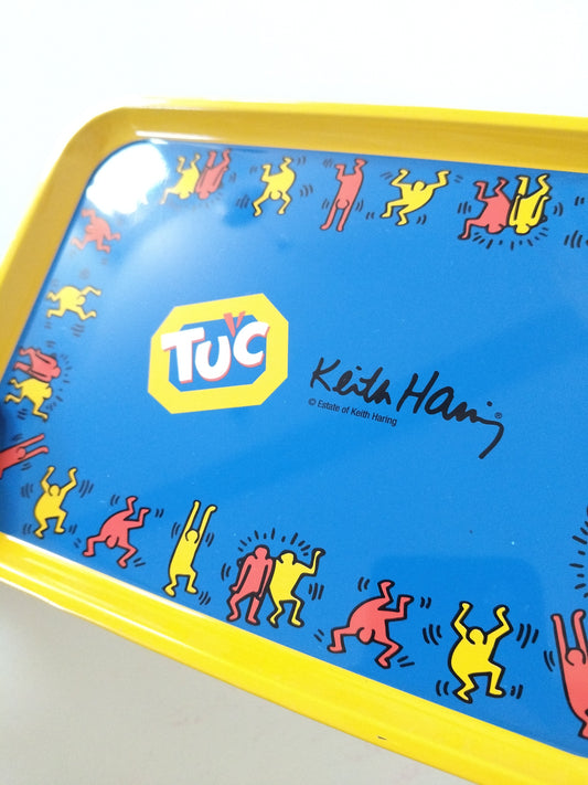 Petit plateau métallique publicitaire Keith Haring pour Tuc