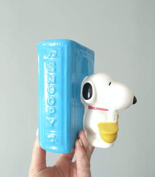 Tirelire Snoopy saxophoniste livre en céramique Peanuts United Feature Syndicate Denz - cetaitmieuxavant