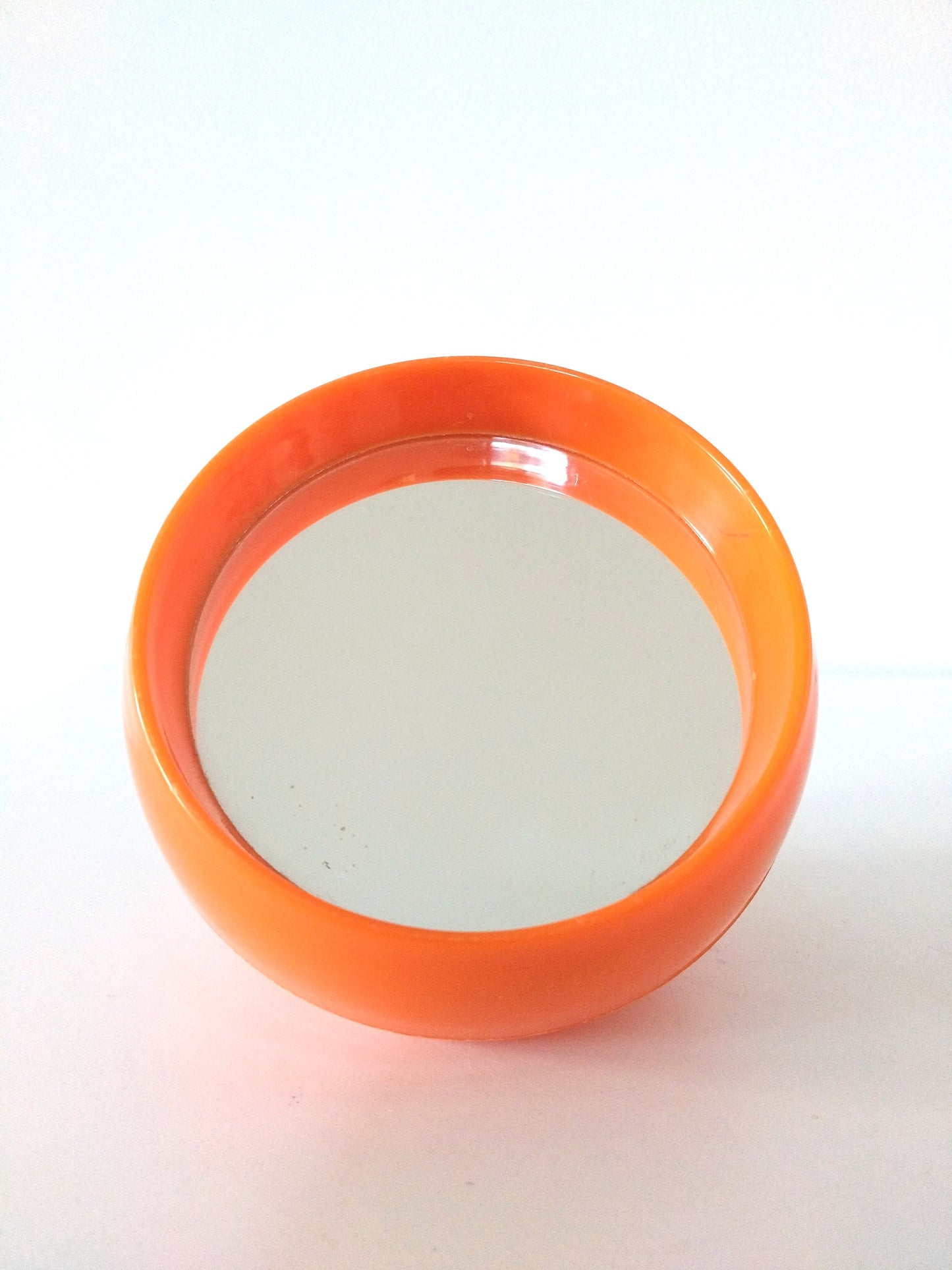 Petit miroir de table sphérique boule space age en plastique