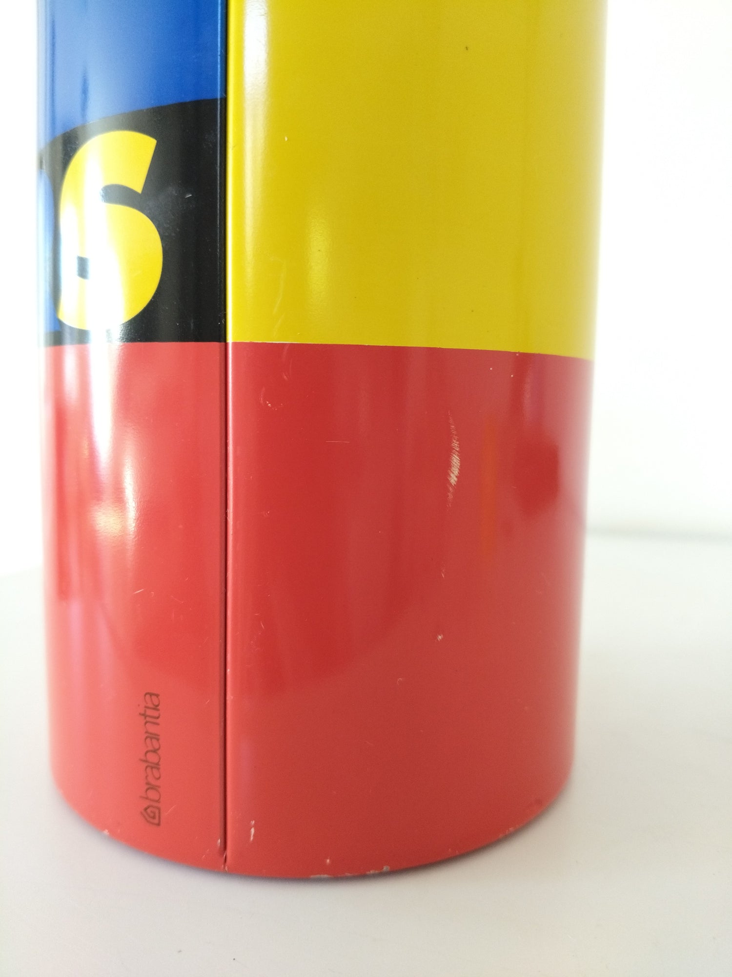 Boîte de stockage métallique "colours" Brabantia - cetaitmieuxavant