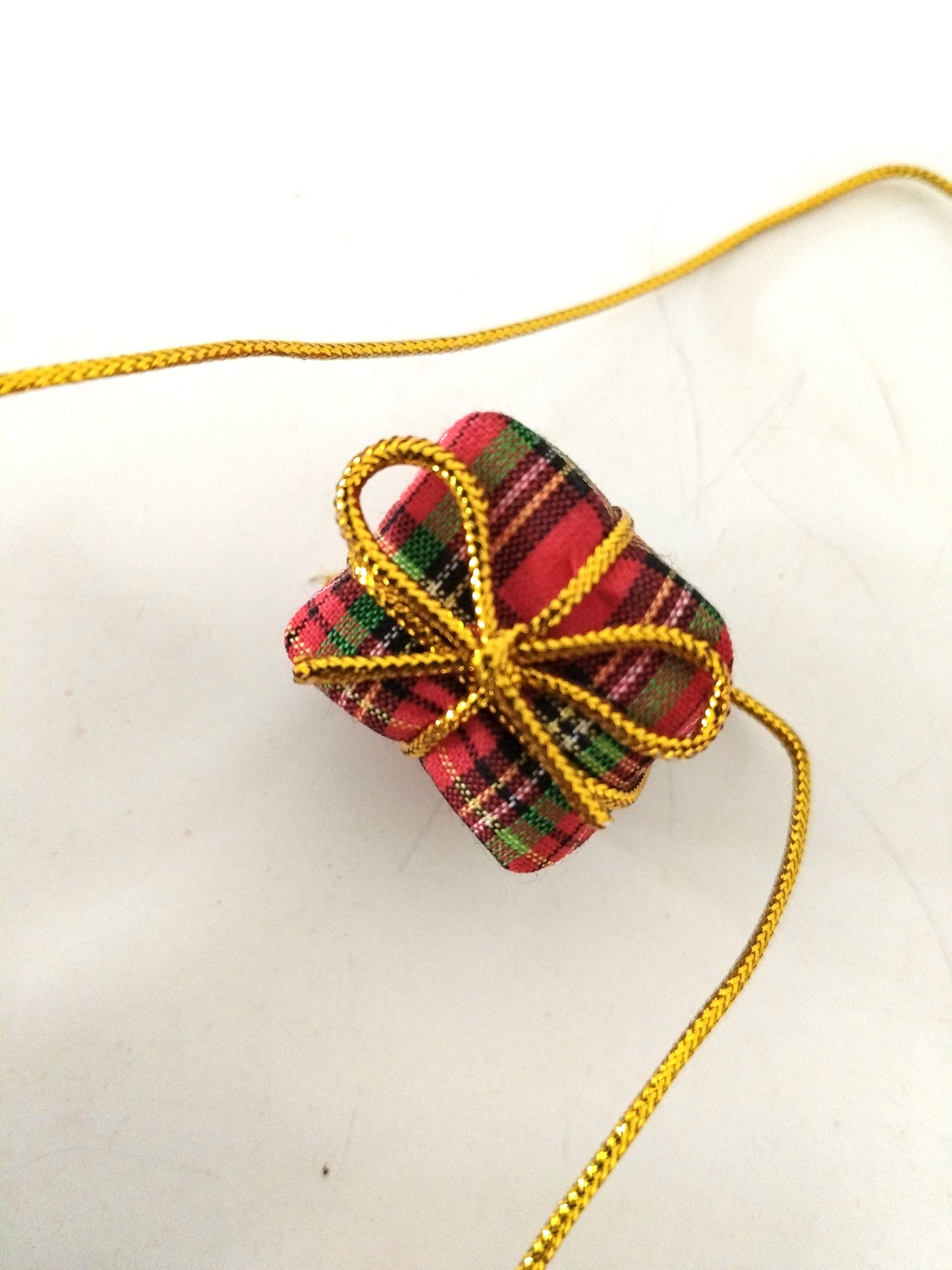 Guirlande de Noël cadeaux tissu tartan/ écossais