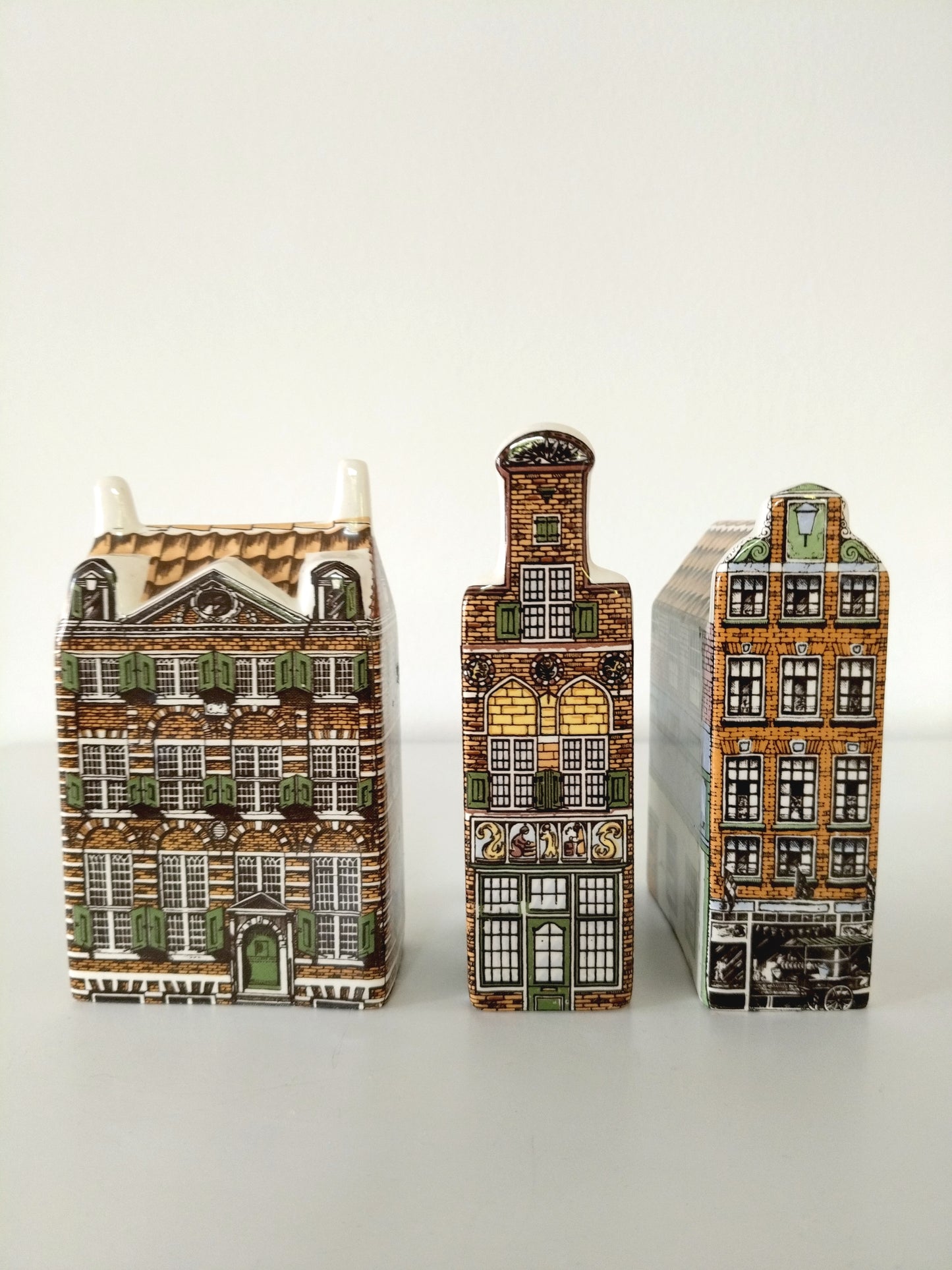 Maison hollandaise miniature en porcelaine Delft's Polychroom  Hand Painted Holland 7-6-12 au choix - cetaitmieuxavant