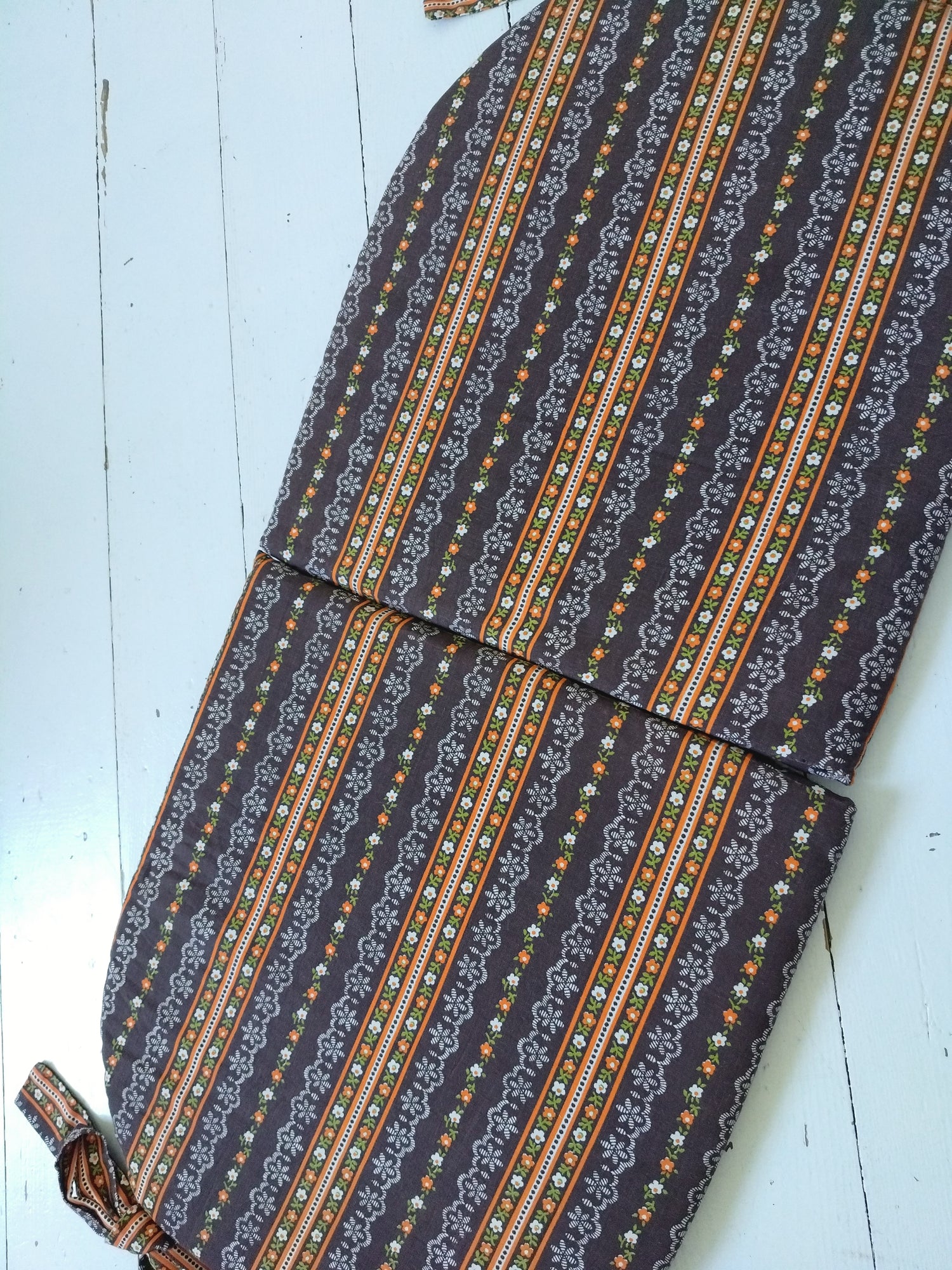 Ensemble de 2 coussins/ galettes de chaise - cetaitmieuxavant