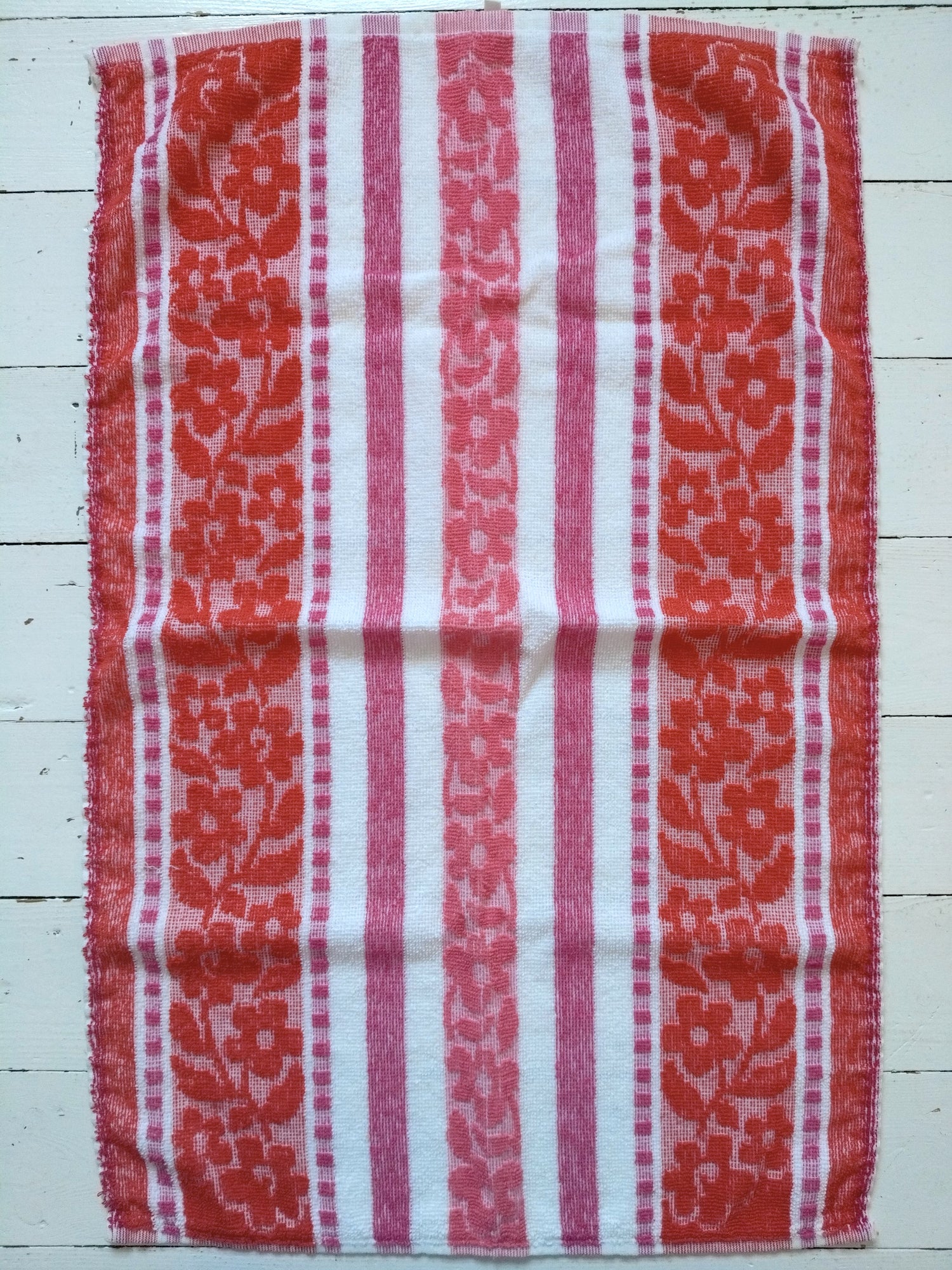 Petite serviette de toilette 3SUISSES - cetaitmieuxavant