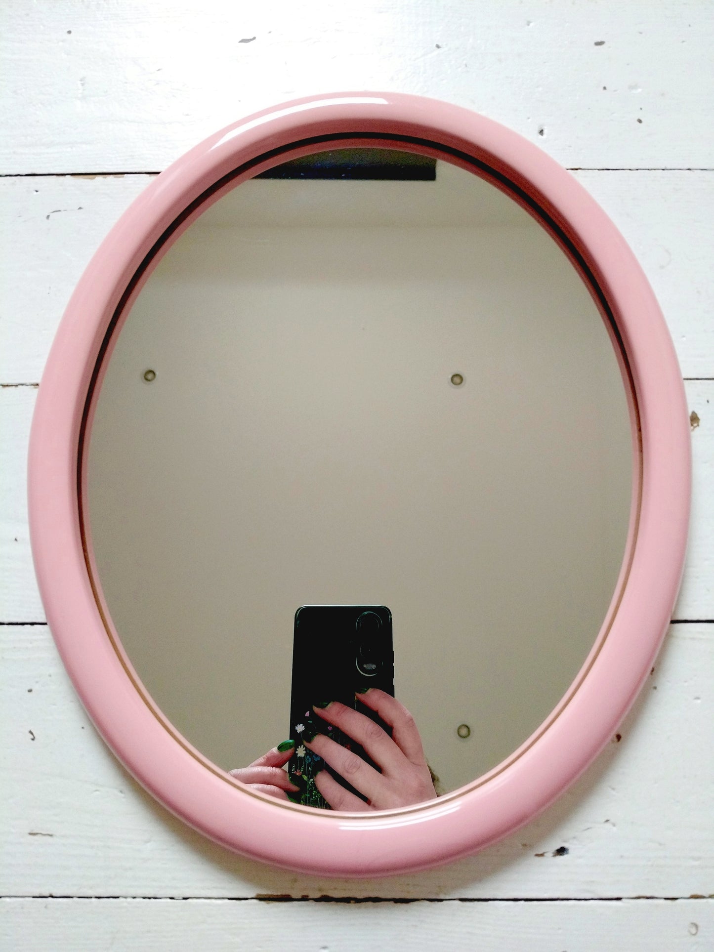 Petit miroir mural ovale en bois rose - cetaitmieuxavant