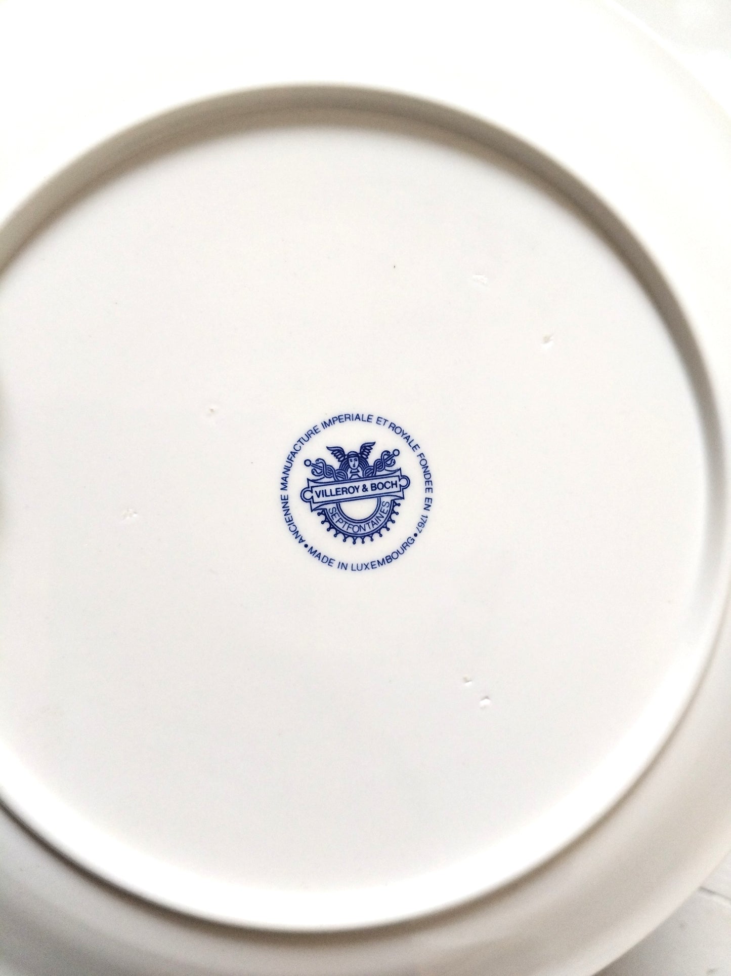 Ensemble de 6 assiettes à fromage Villeroy et Boch modèle "Dessin Original"