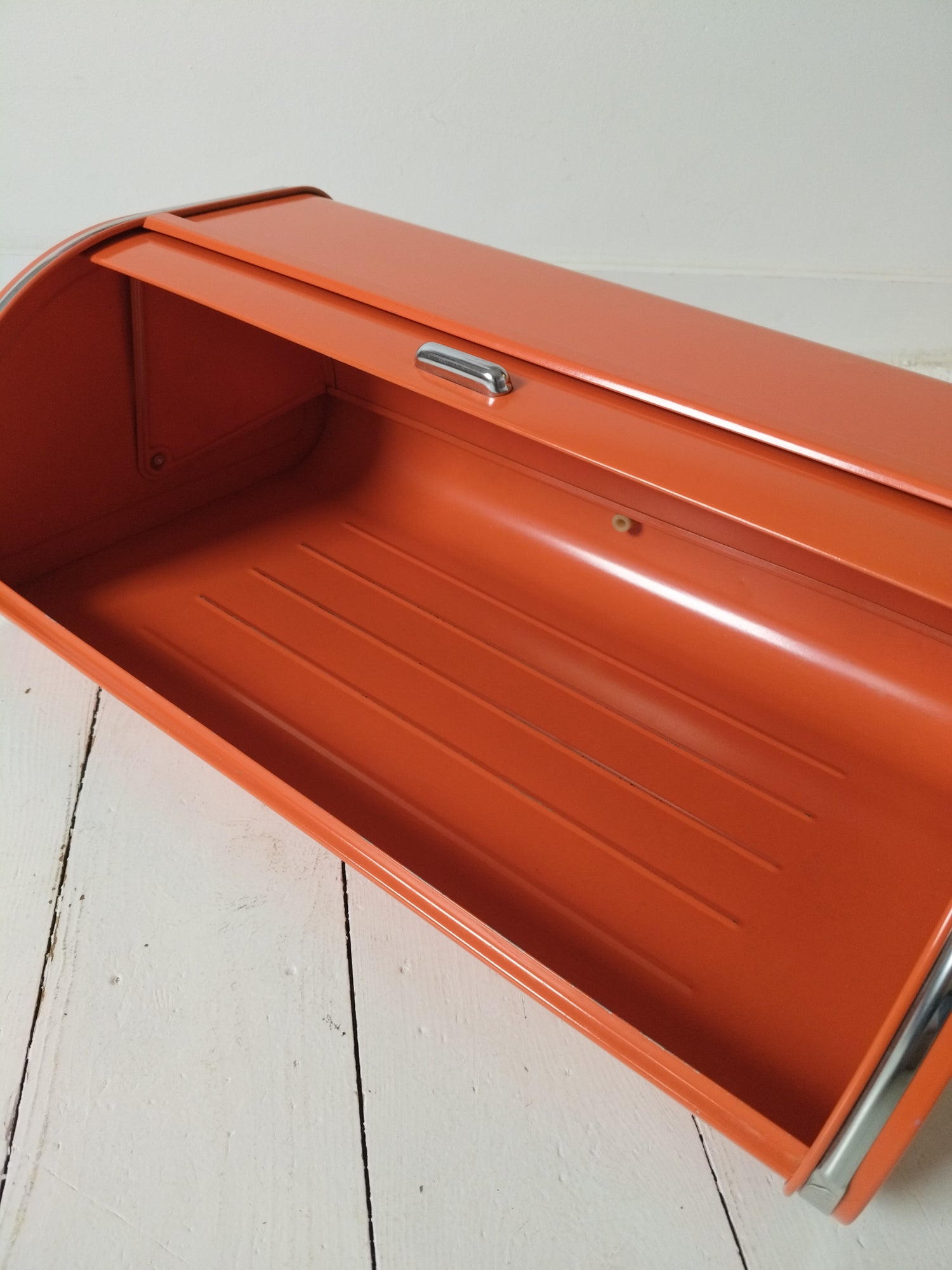 Boîte à pain métallique Brabantia Diana !!! priorité à Zélie!!! - cetaitmieuxavant