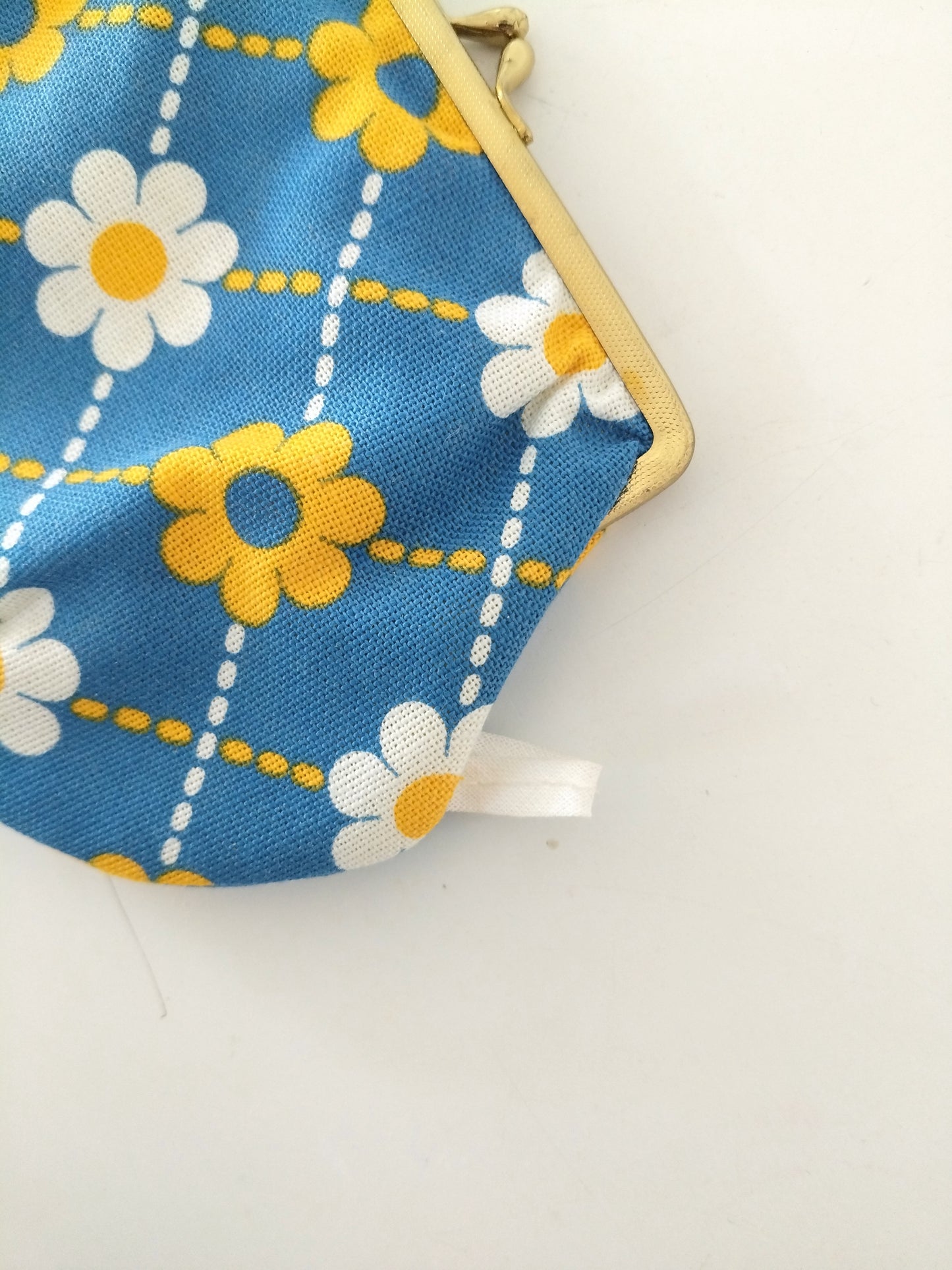 Porte-monnaie/ pochette flower power en tissu