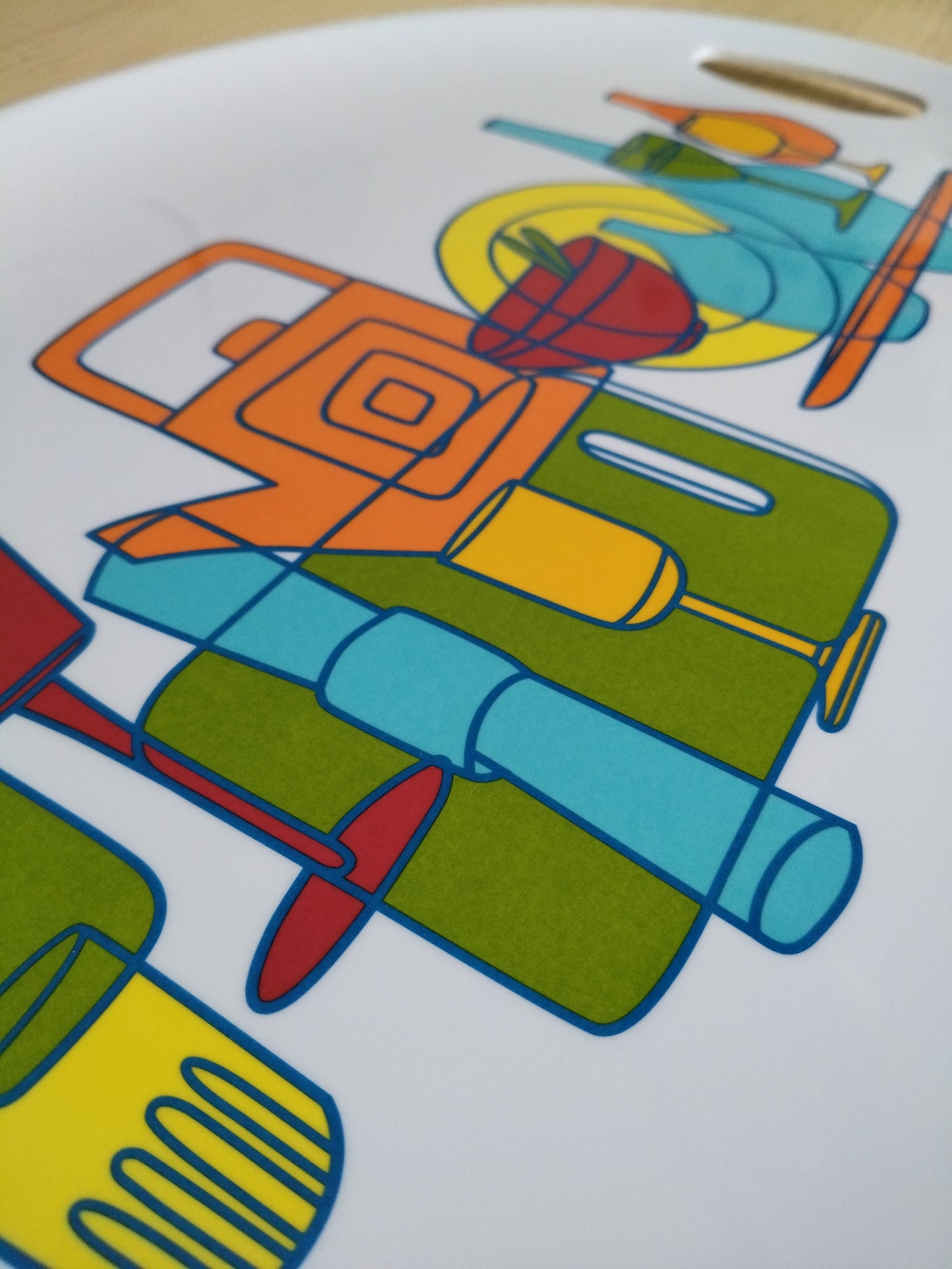 Grand plateau ovale en plastique Geneviève Lethu