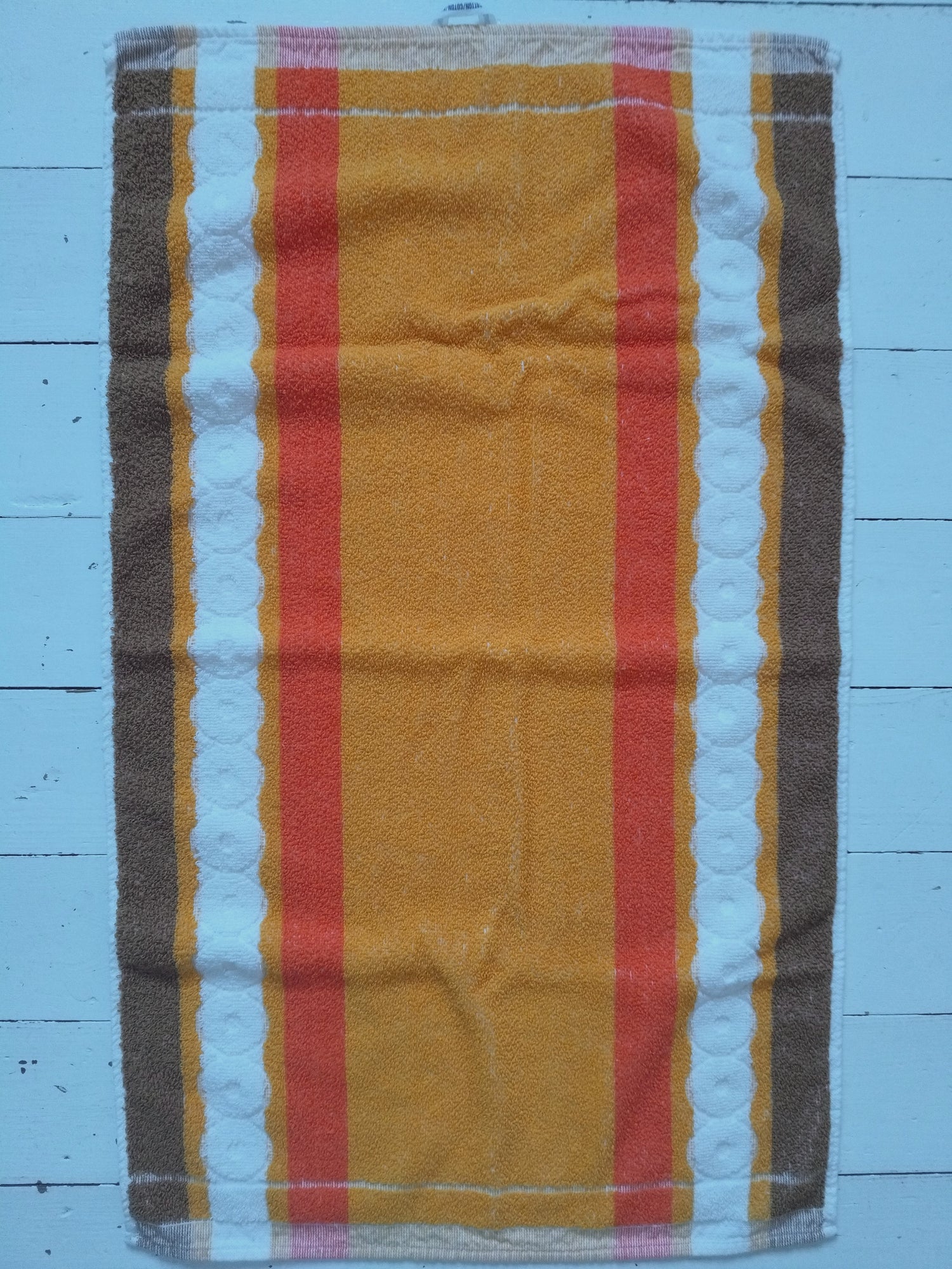 Petite serviette de toilette à l'unité - cetaitmieuxavant