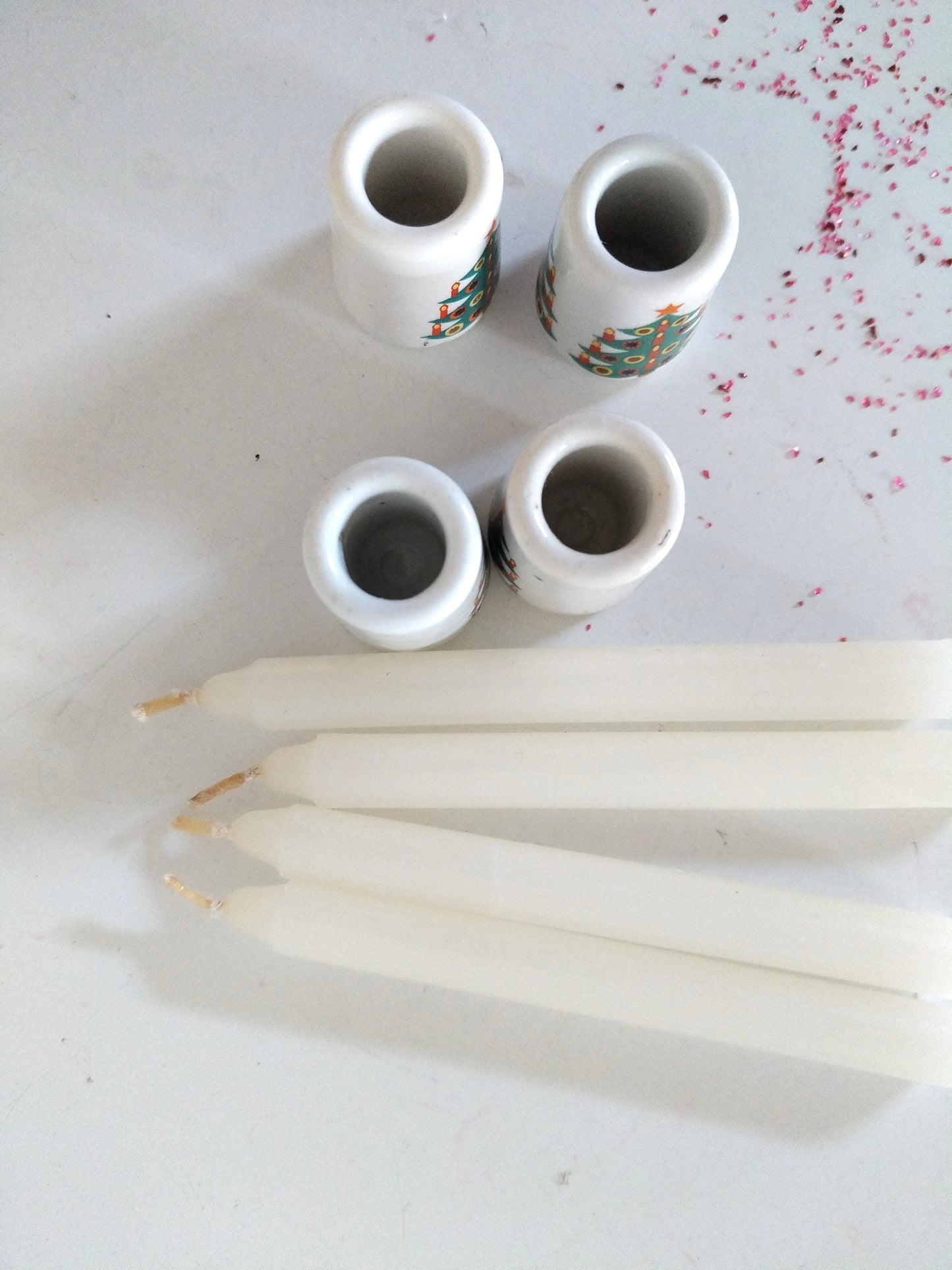 Duo de mini-bougeoirs de Noël décor sapin Germany + bougies blanches