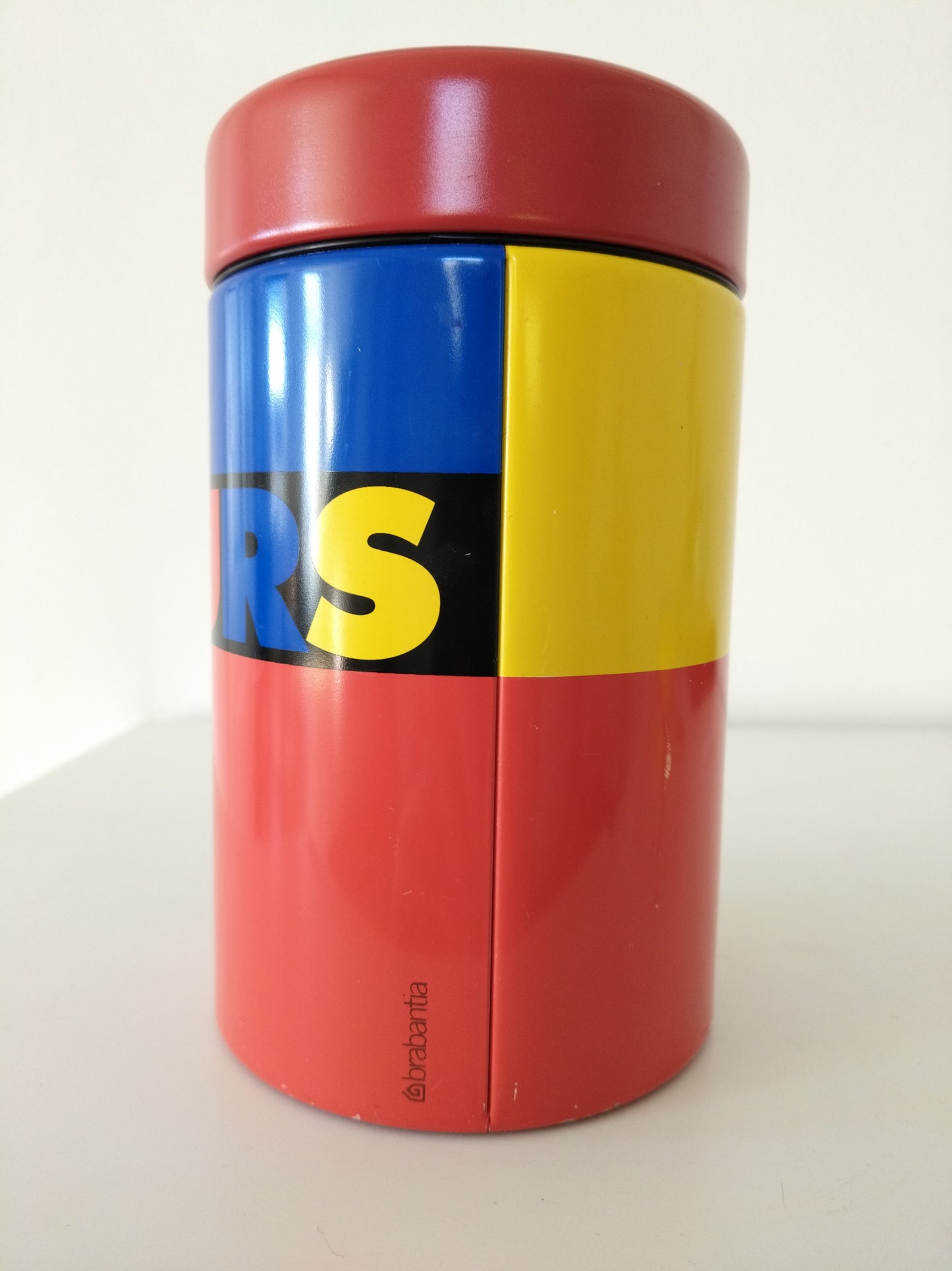 Boîte de stockage métallique "colours" Brabantia - cetaitmieuxavant