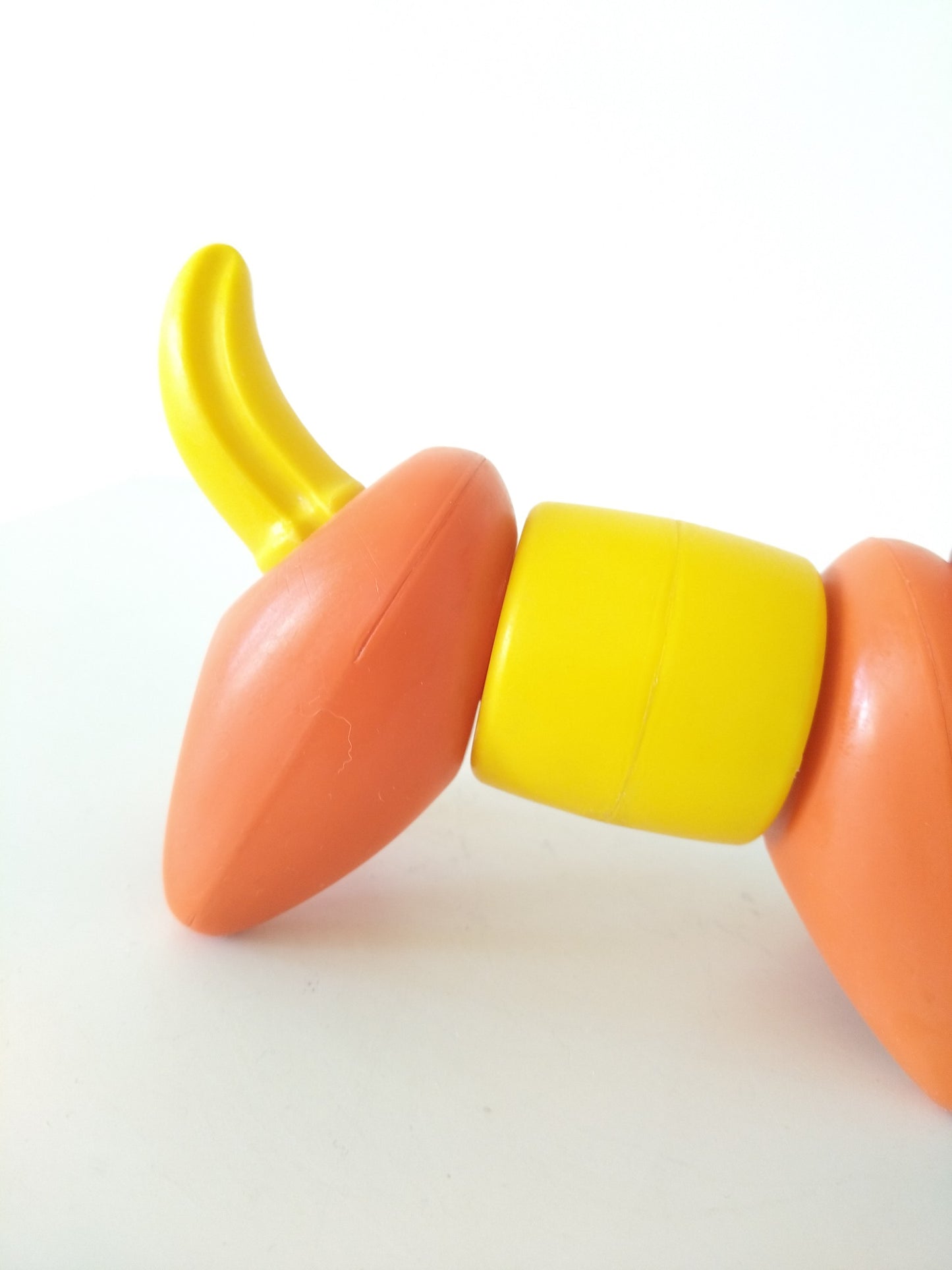 Jouet/ puzzle/ chien à emboîter en plastique Tupperware Toy