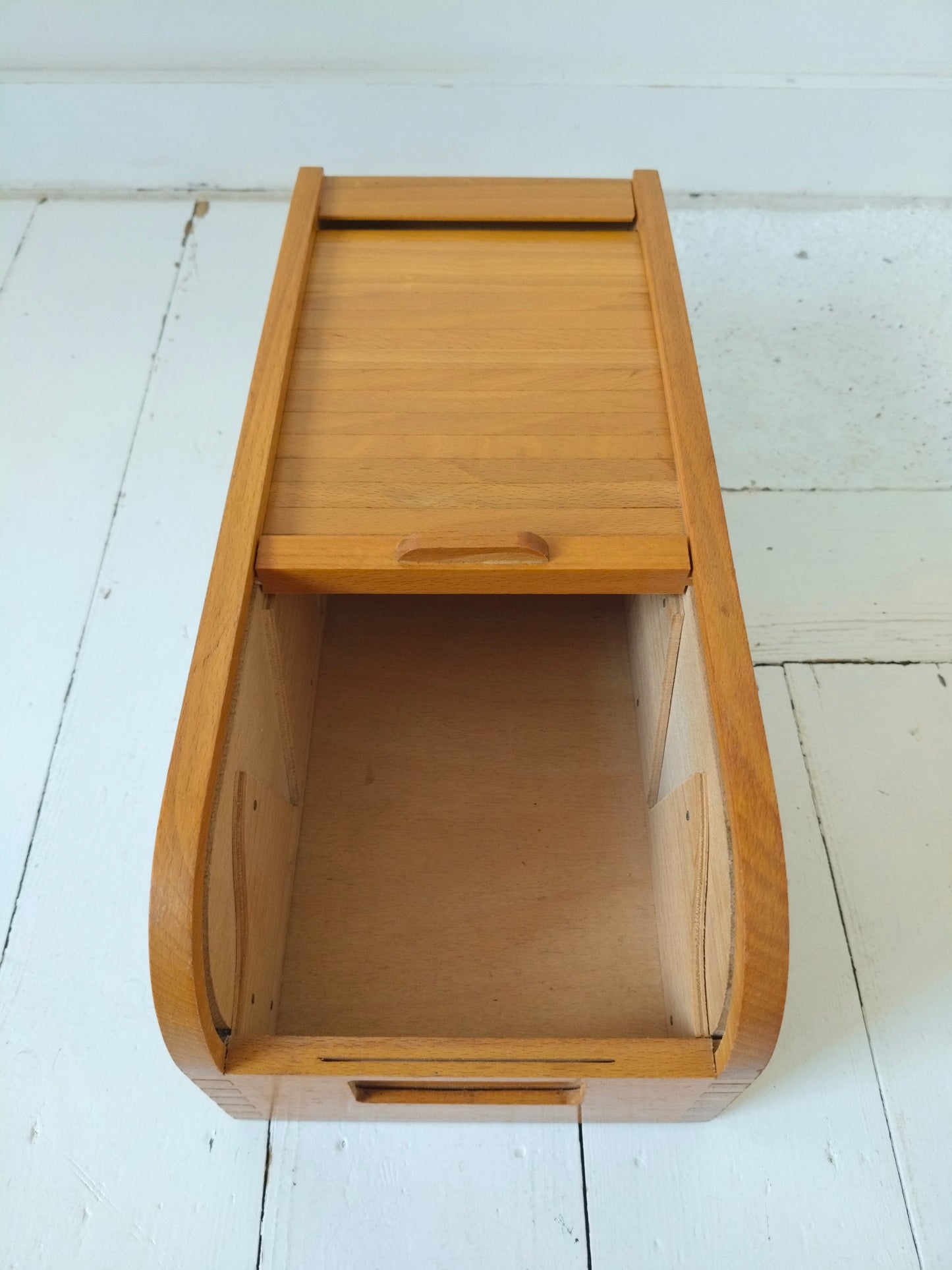 Ancienne boîte à fiches à volet en bois