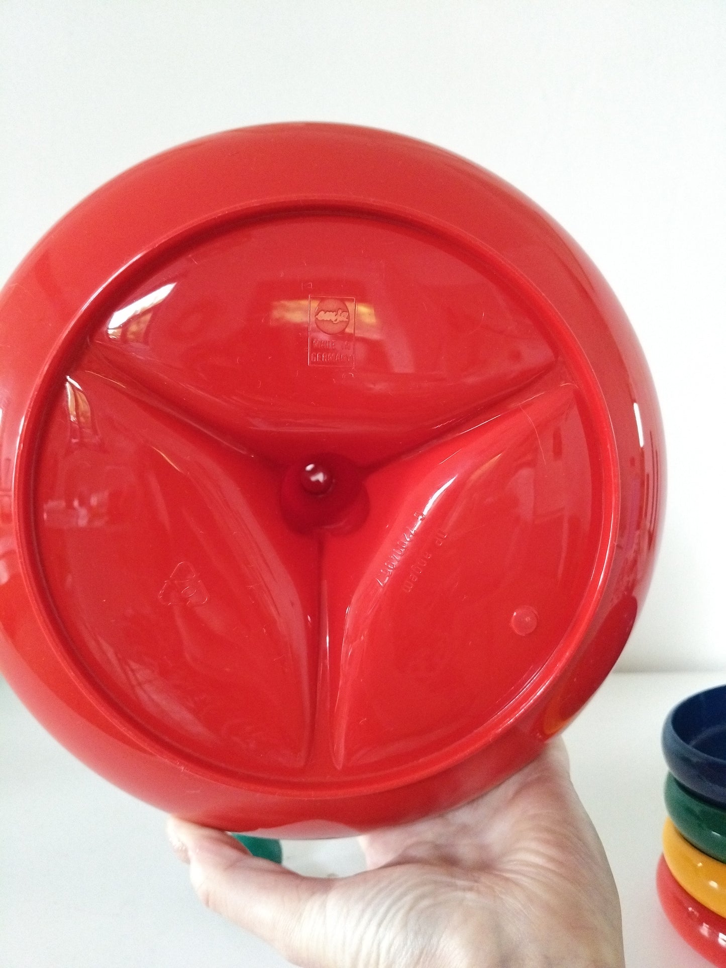 Plateau/ serviteur apéritif mutlicolore à compartiments pivotants Emsa Germany