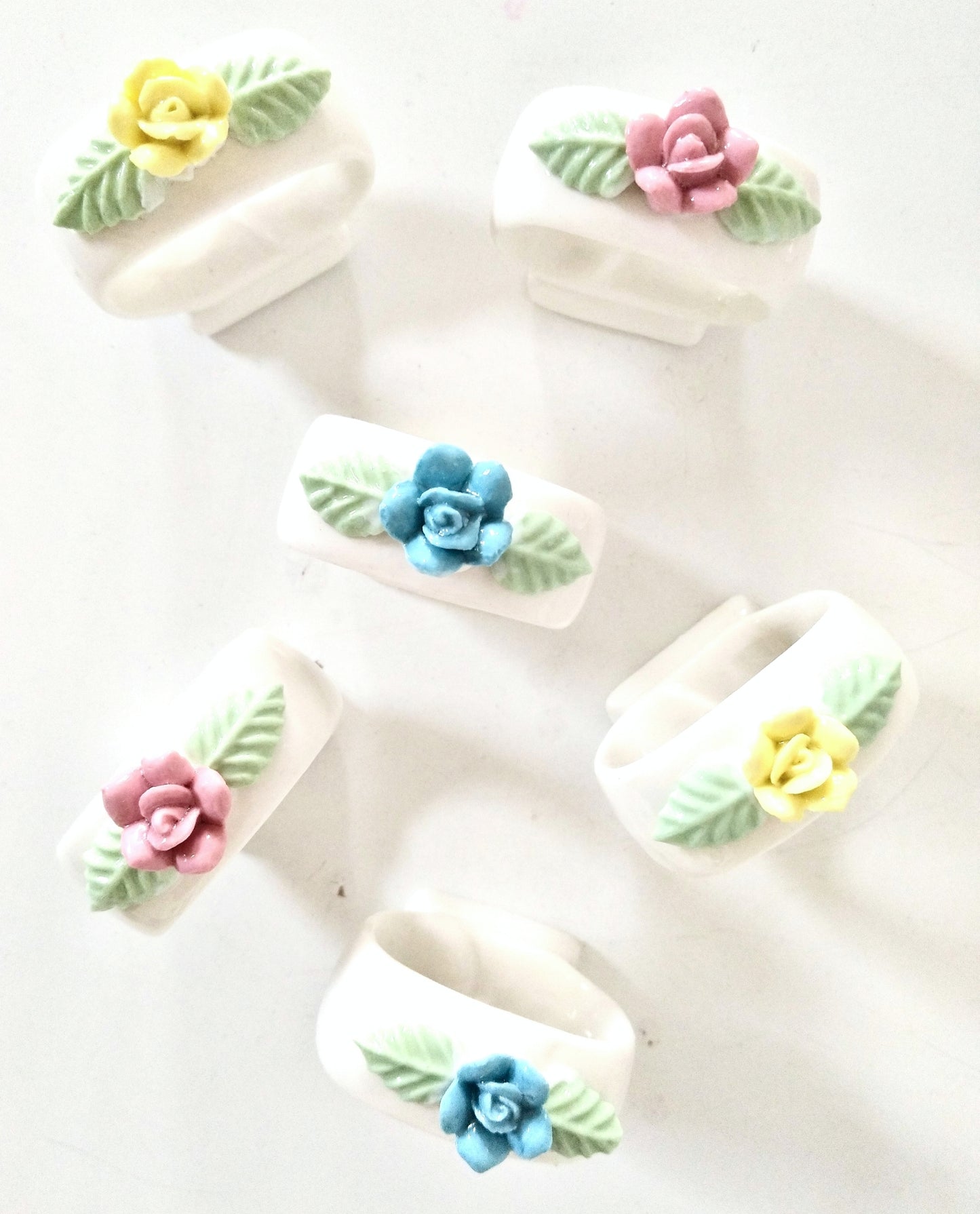 Ensemble de 6 ronds de serviettes en céramique