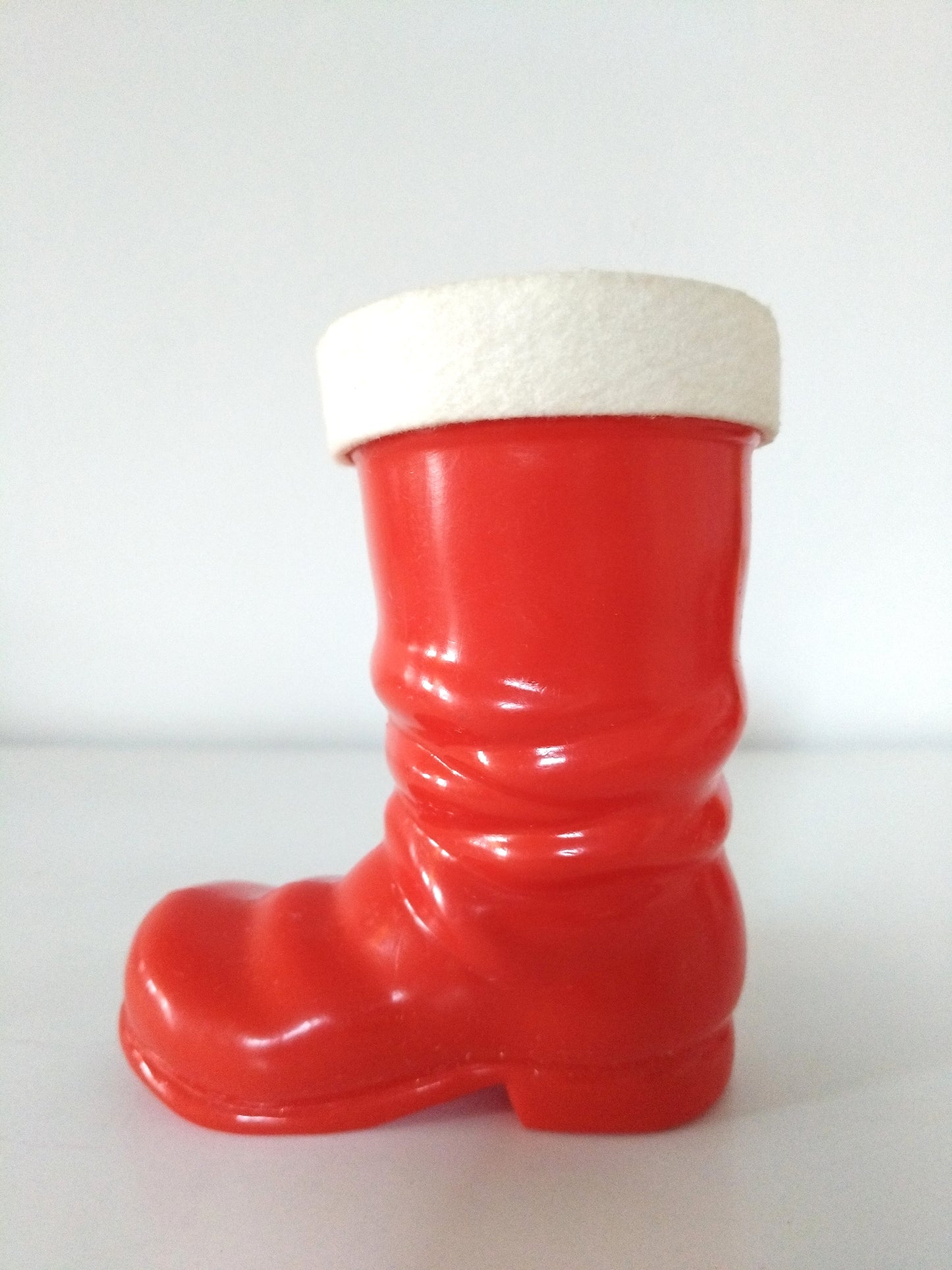 Tirelire botte de Noël en plastique