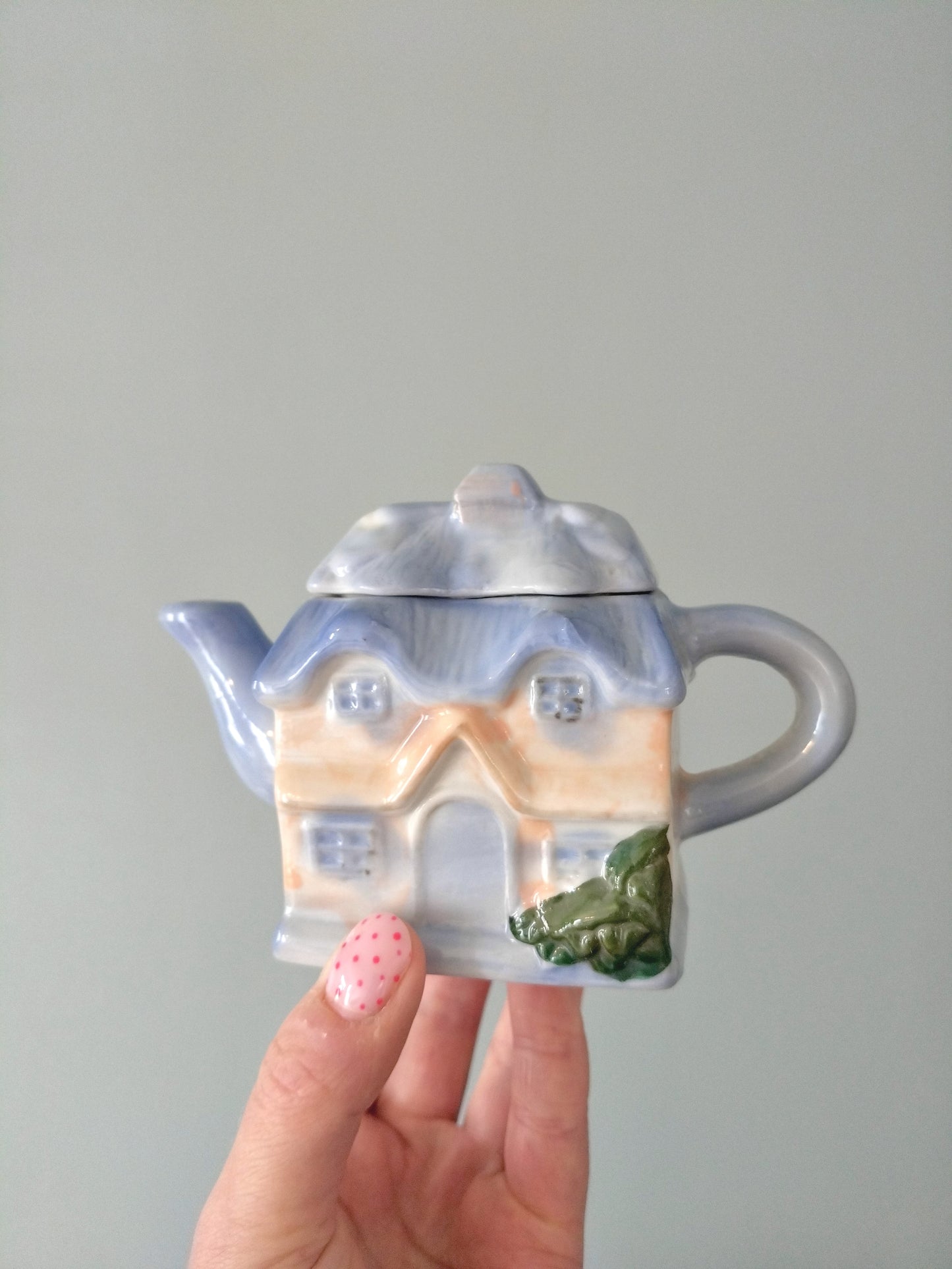Mini théière maison en céramique - cetaitmieuxavant