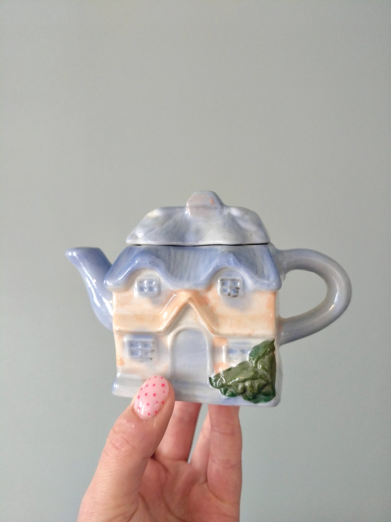 Mini théière maison en céramique - cetaitmieuxavant