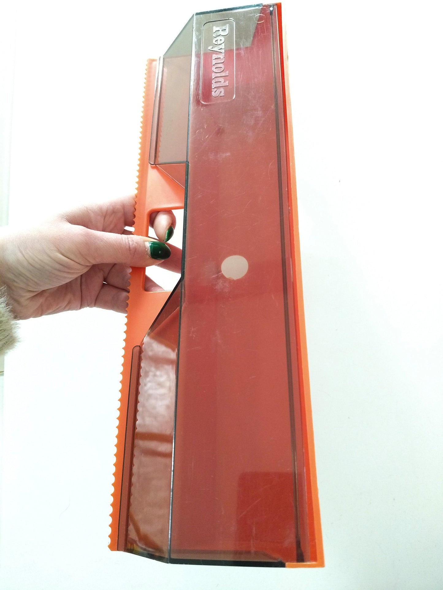 Dérouleur de papier alimentaire mural en plastique Reynolds