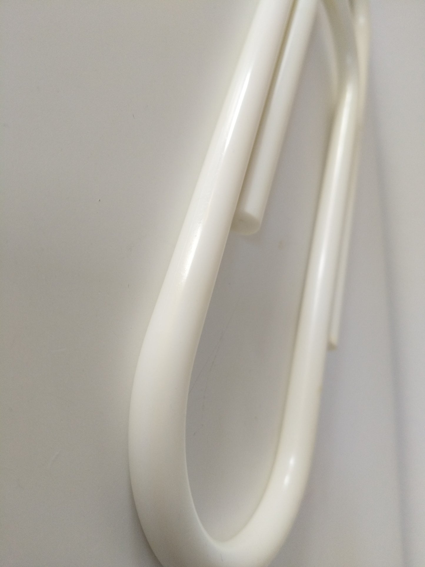 Trombone géante murale en plastique Flair "clip-up"