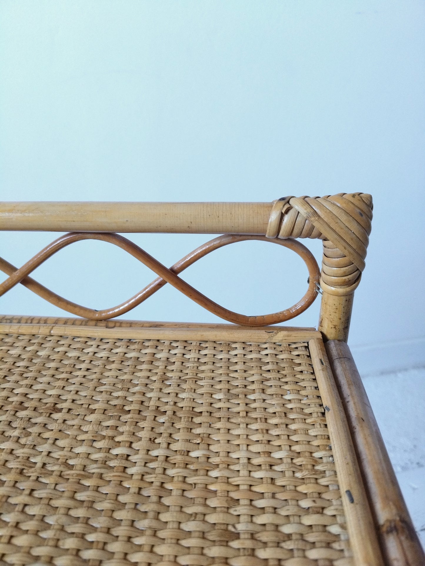 Étagère/ chevet vintage osier et rotin