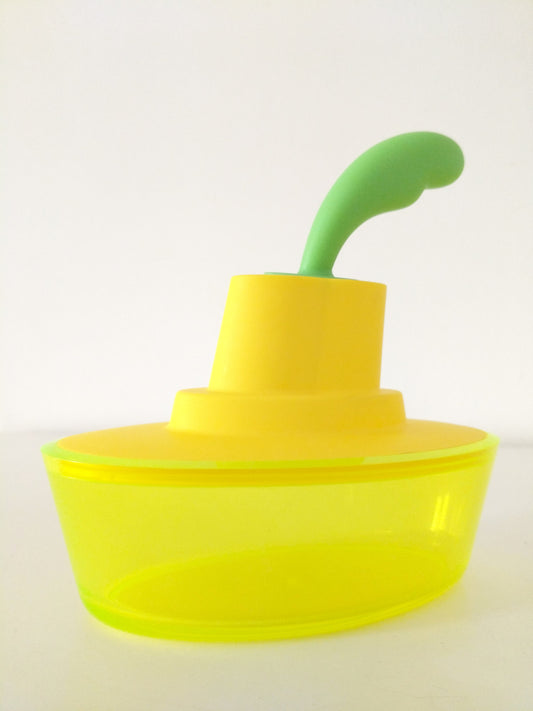 Beurrier Ship Shape par Stefano Giovannoni et Harry-Paul pour Alessi