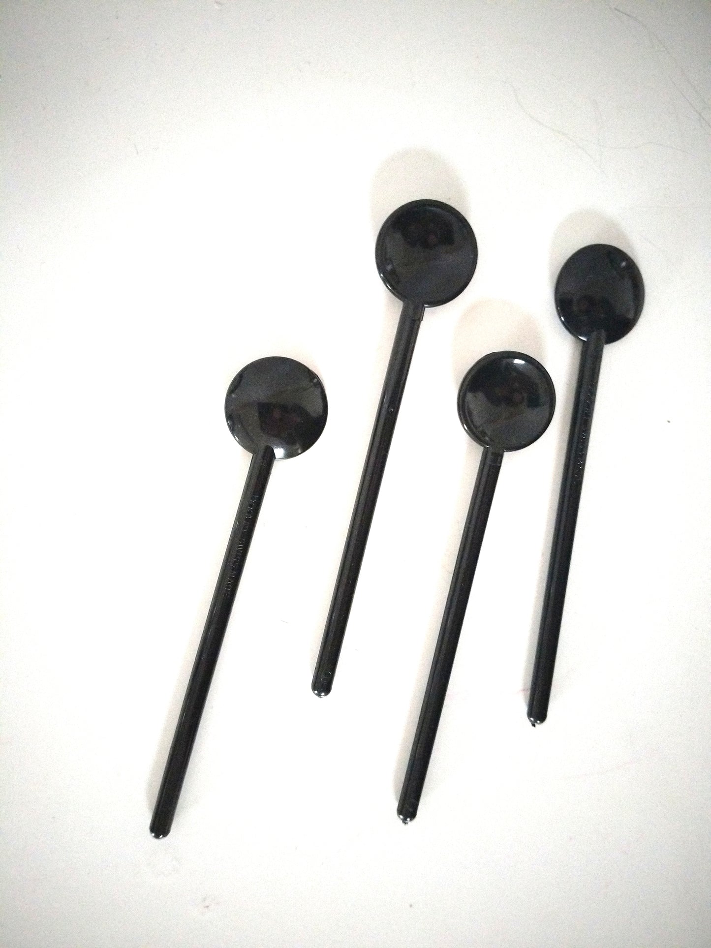 Ensemble de 4 tasses en verre + touillettes + sous-tasses en liège Bodum