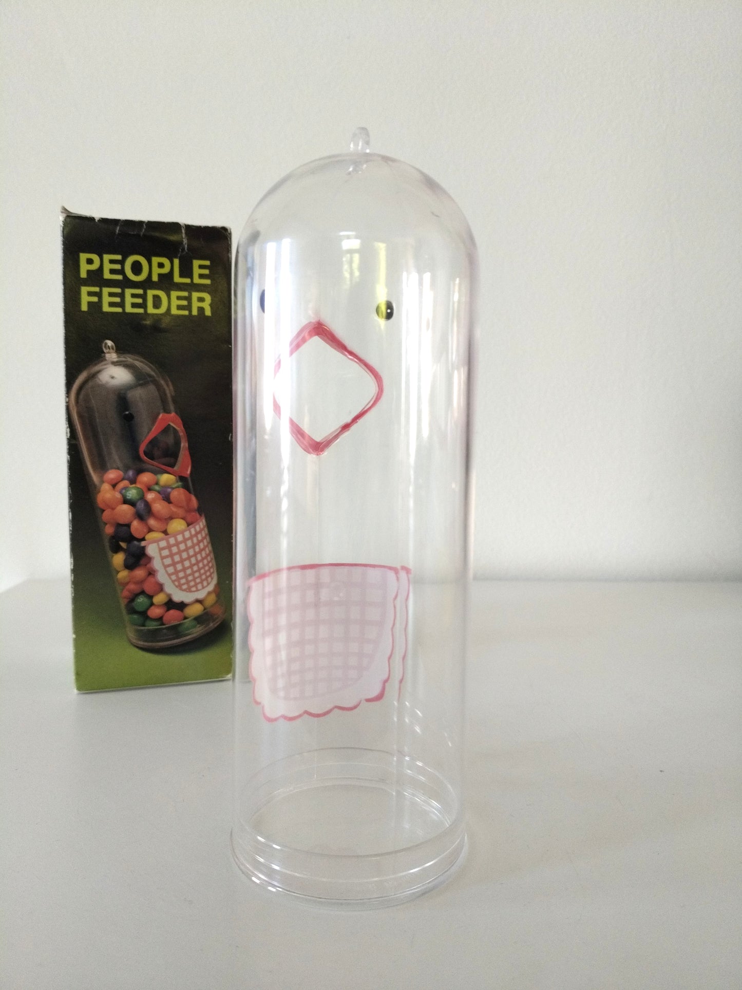 Distributeur de friandises oiseau "people feeder" en plastique Hong Kong - cetaitmieuxavant
