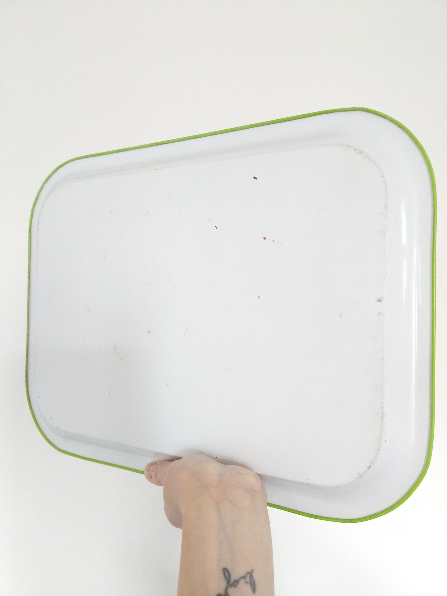 Plateau métallique paon publicitaire Préfontaines Edery