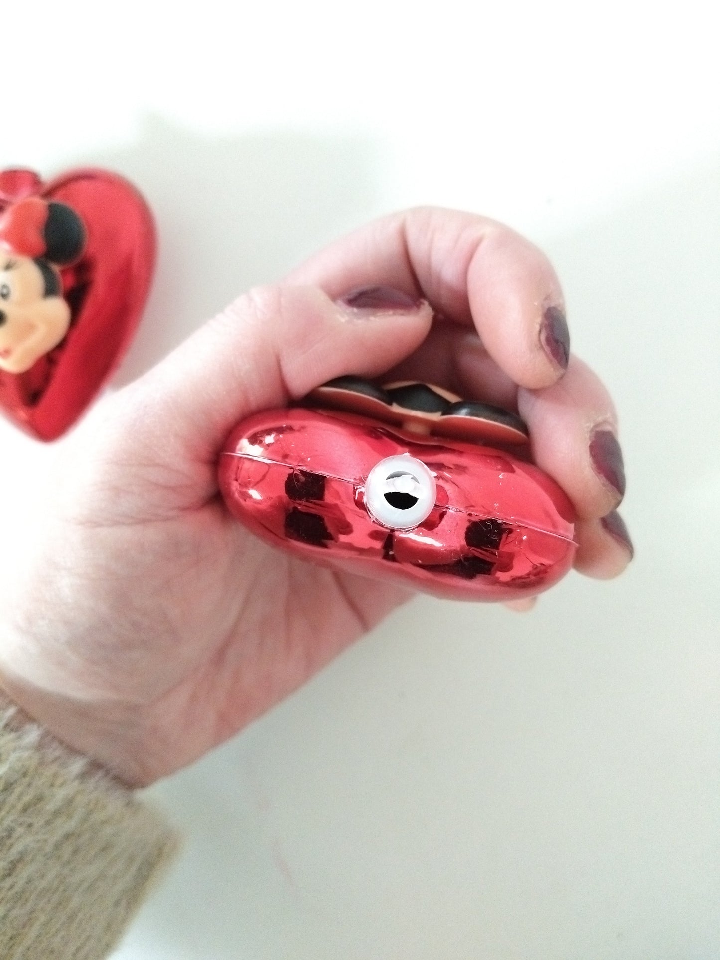 2 cœurs Mickey et Minnie de Noël en plastique à suspendre