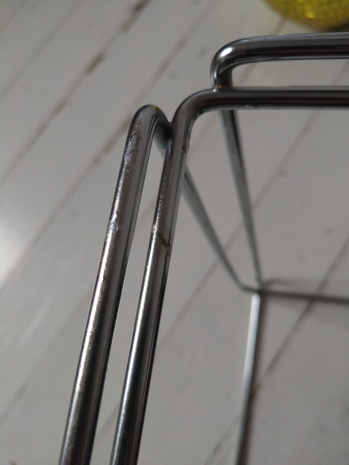 Porte-revues/ range-documents/ vinyles métal et simili cuir par Max Sauze pour Isocèle 70's