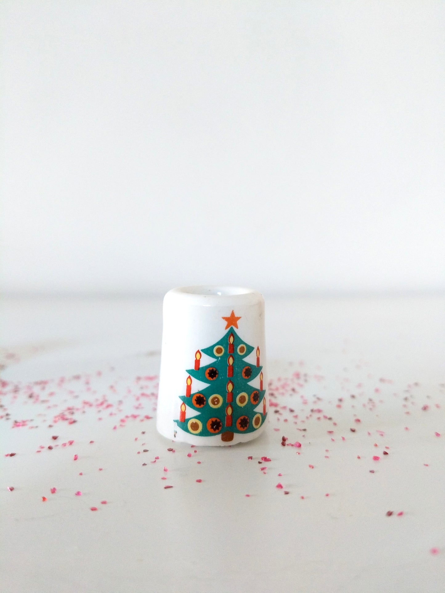 Duo de mini-bougeoirs de Noël décor sapin Germany + bougies blanches