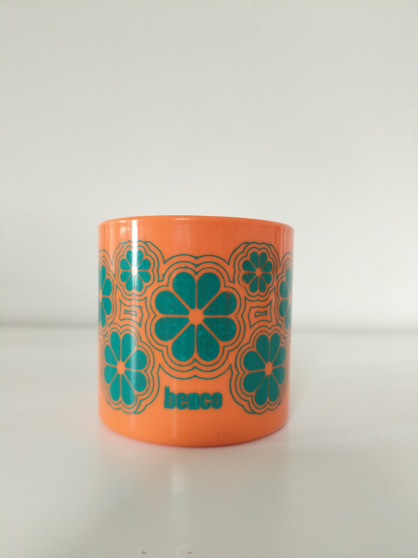 Tasse/ mug en plastique Benco Nutricia au choix