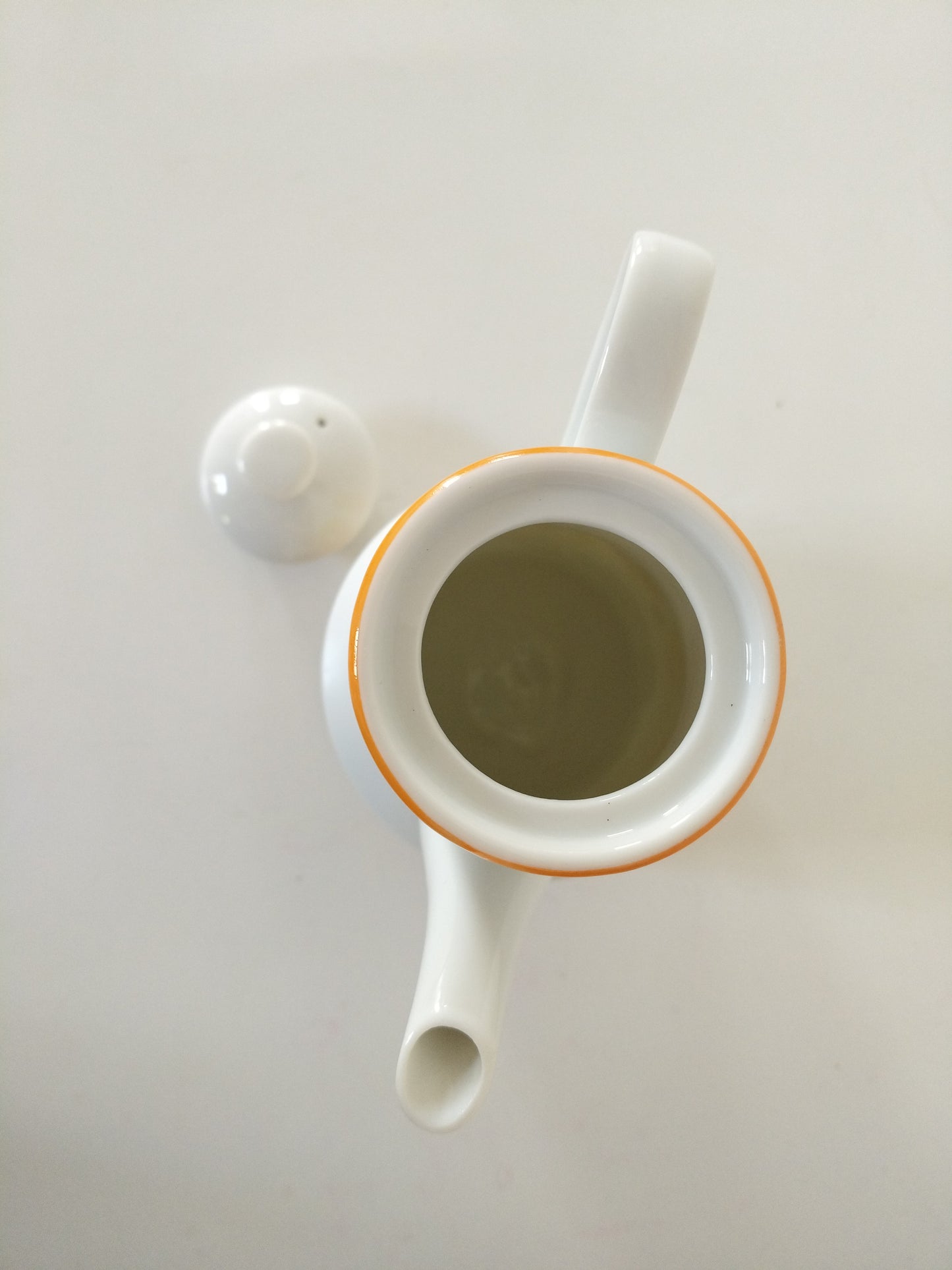 Petite cafetière en porcelaine made in Japan - cetaitmieuxavant