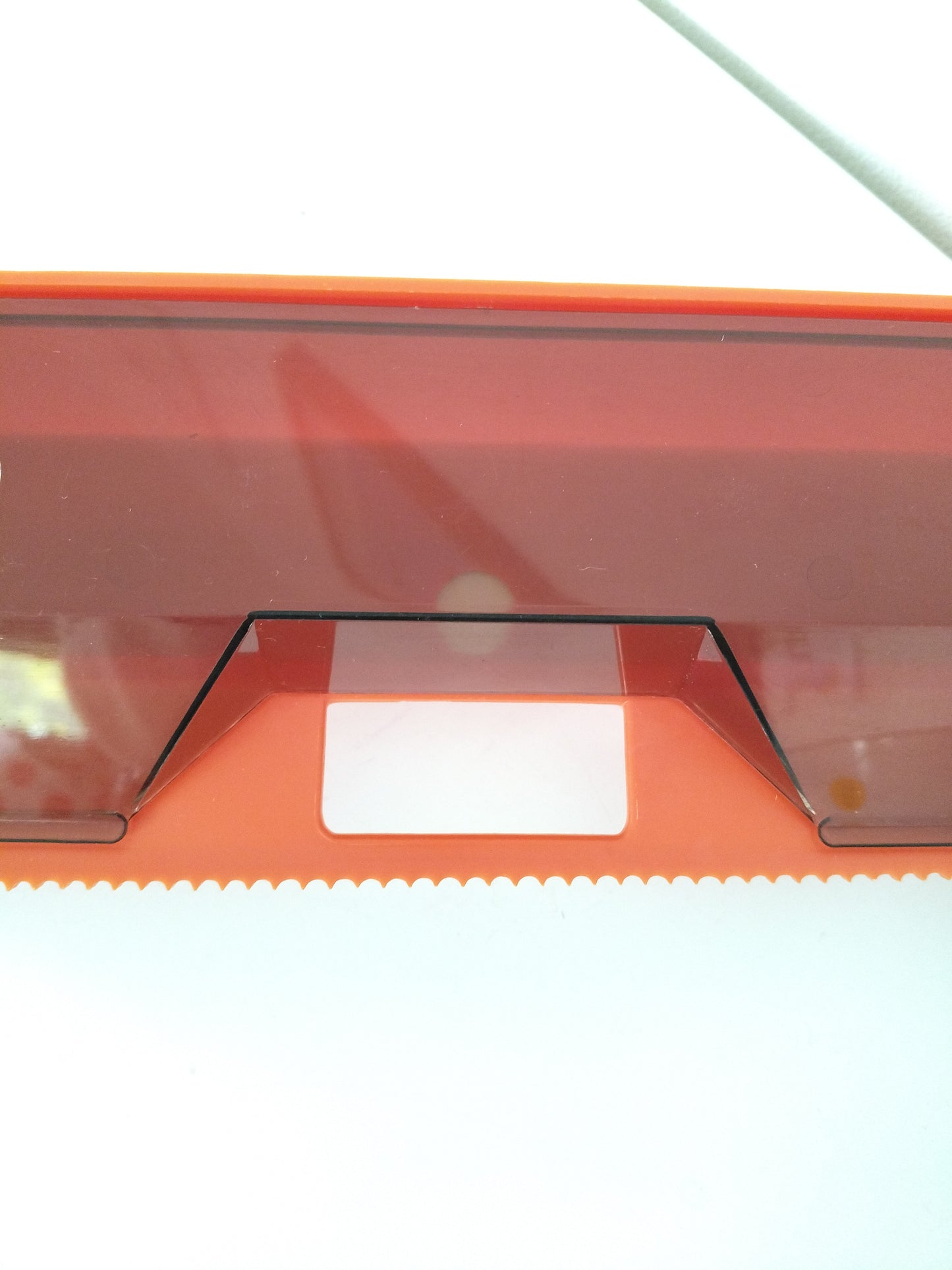 Dérouleur de papier alimentaire mural en plastique Reynolds