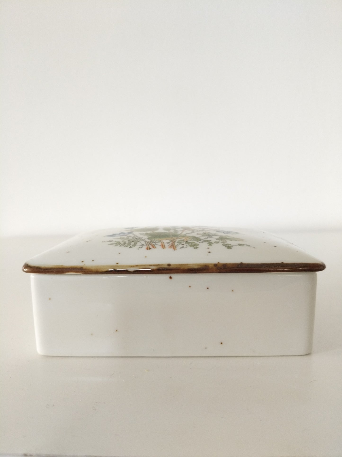 Boîte à bijoux fleur de bleuet en grès - cetaitmieuxavant