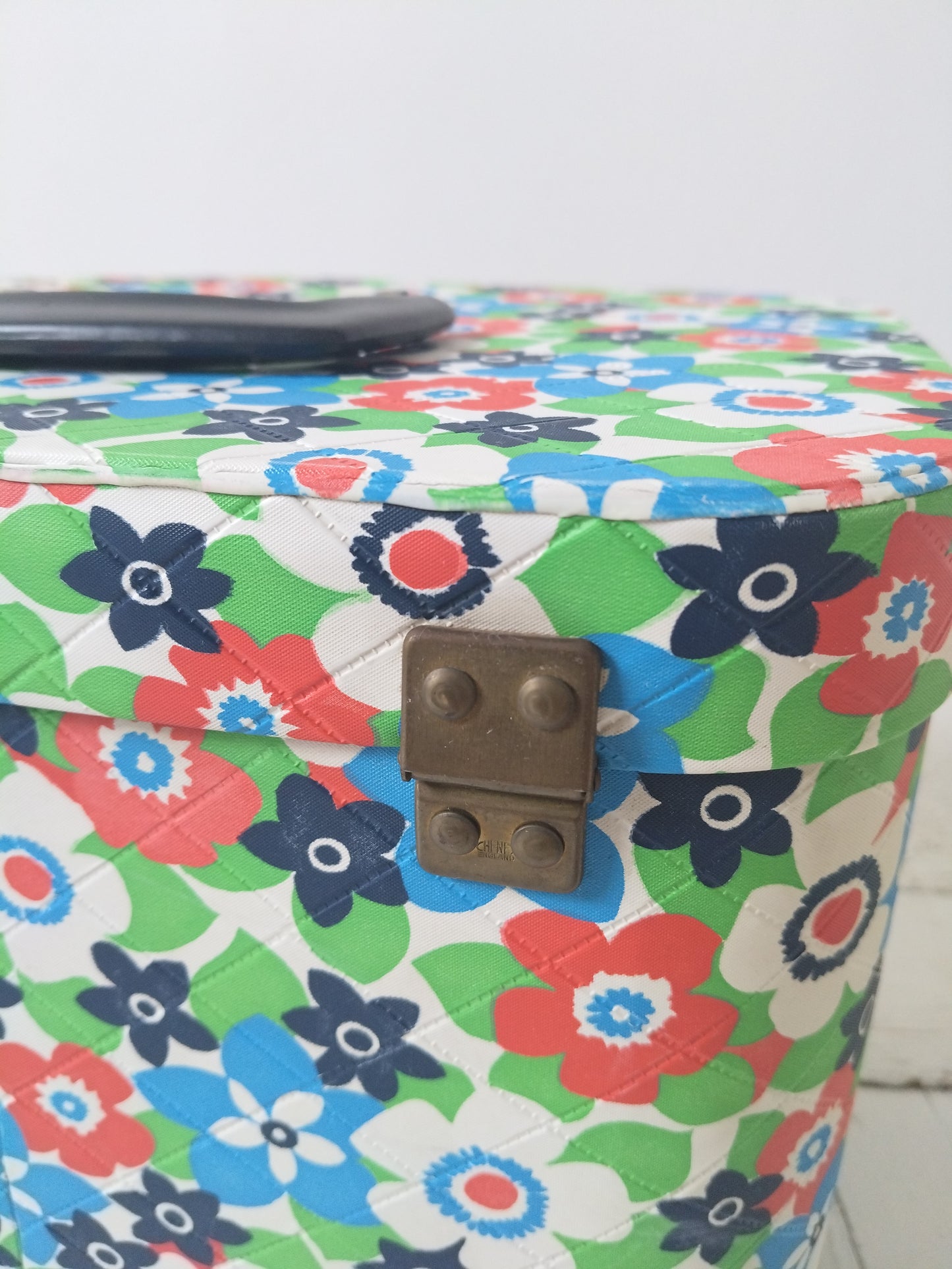 Grand beauty-case flower power - cetaitmieuxavant