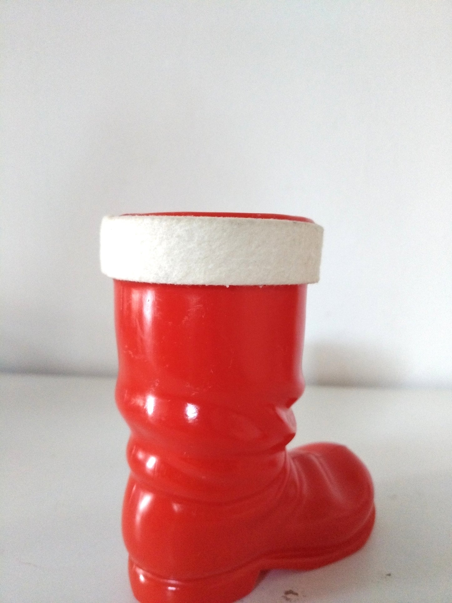 Tirelire botte de Noël en plastique