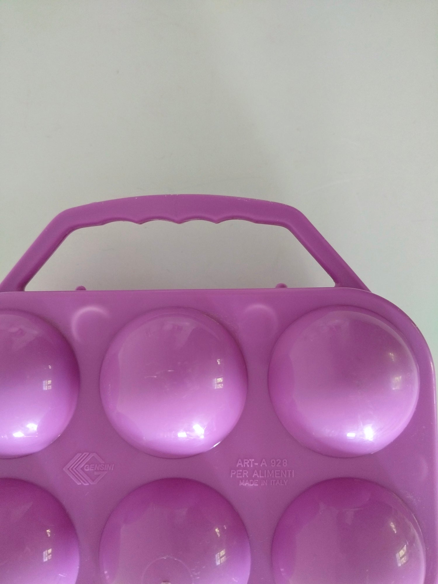 Boîte à œufs violette en plastique Gensini Italy - cetaitmieuxavant