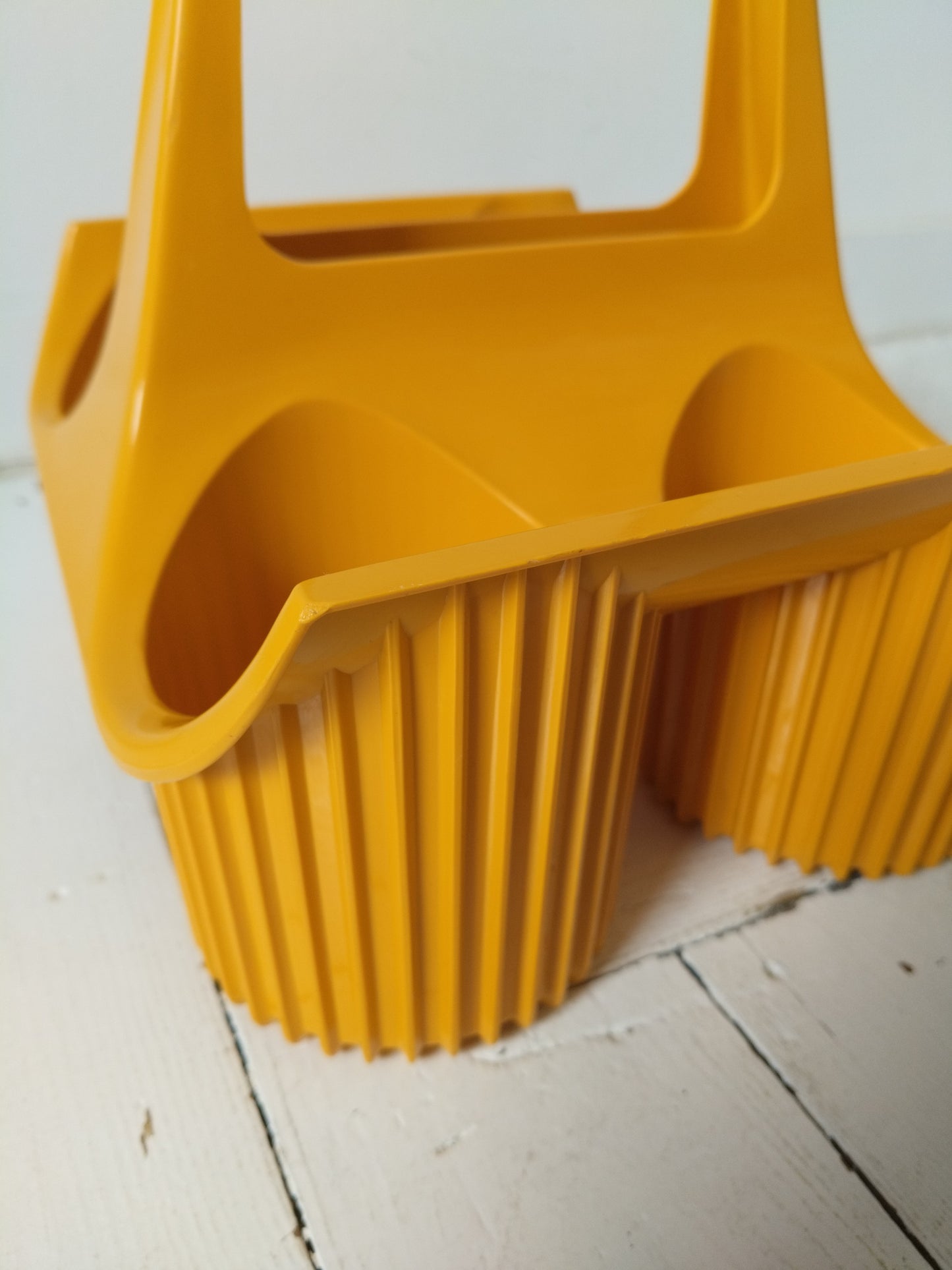 Range/porte-bouteilles en plastique Curver - cetaitmieuxavant