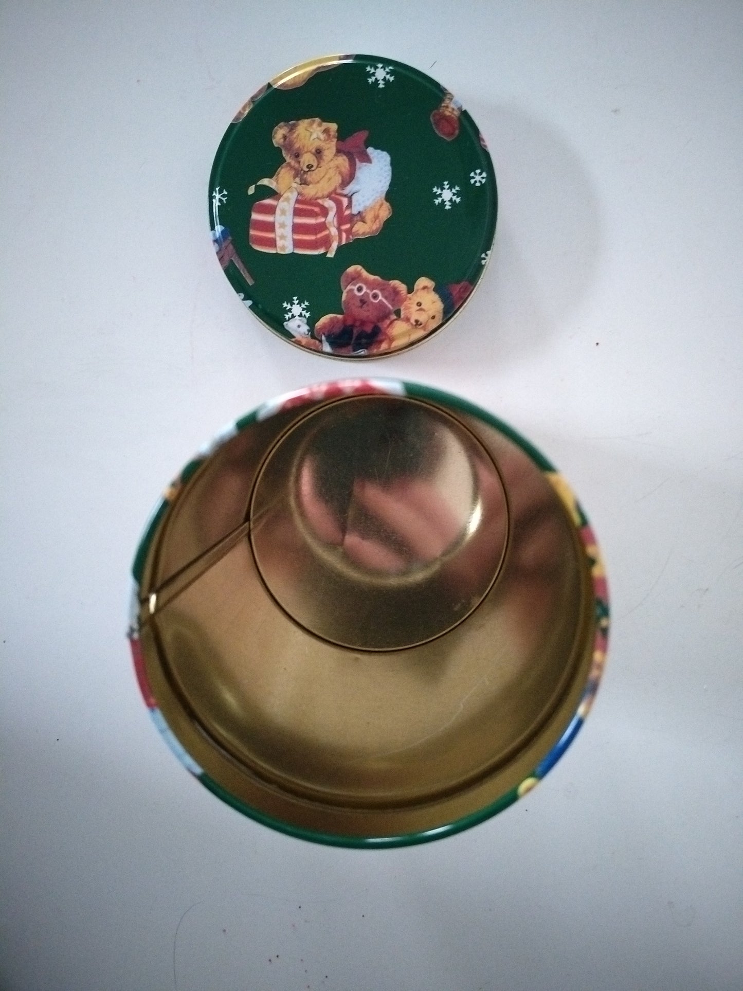 Boîte de Noël métallique publicitaire Yves-Rocher