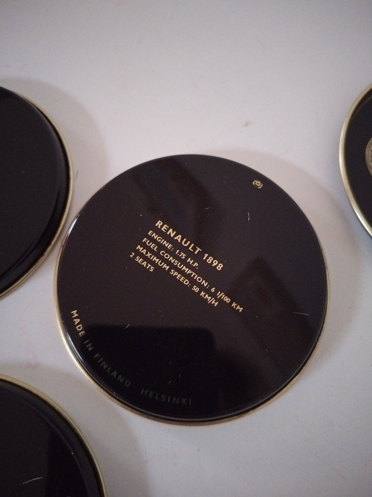 6 sous-verres métalliques voitures anciennes fin 1800 début 1900 made in Finlande