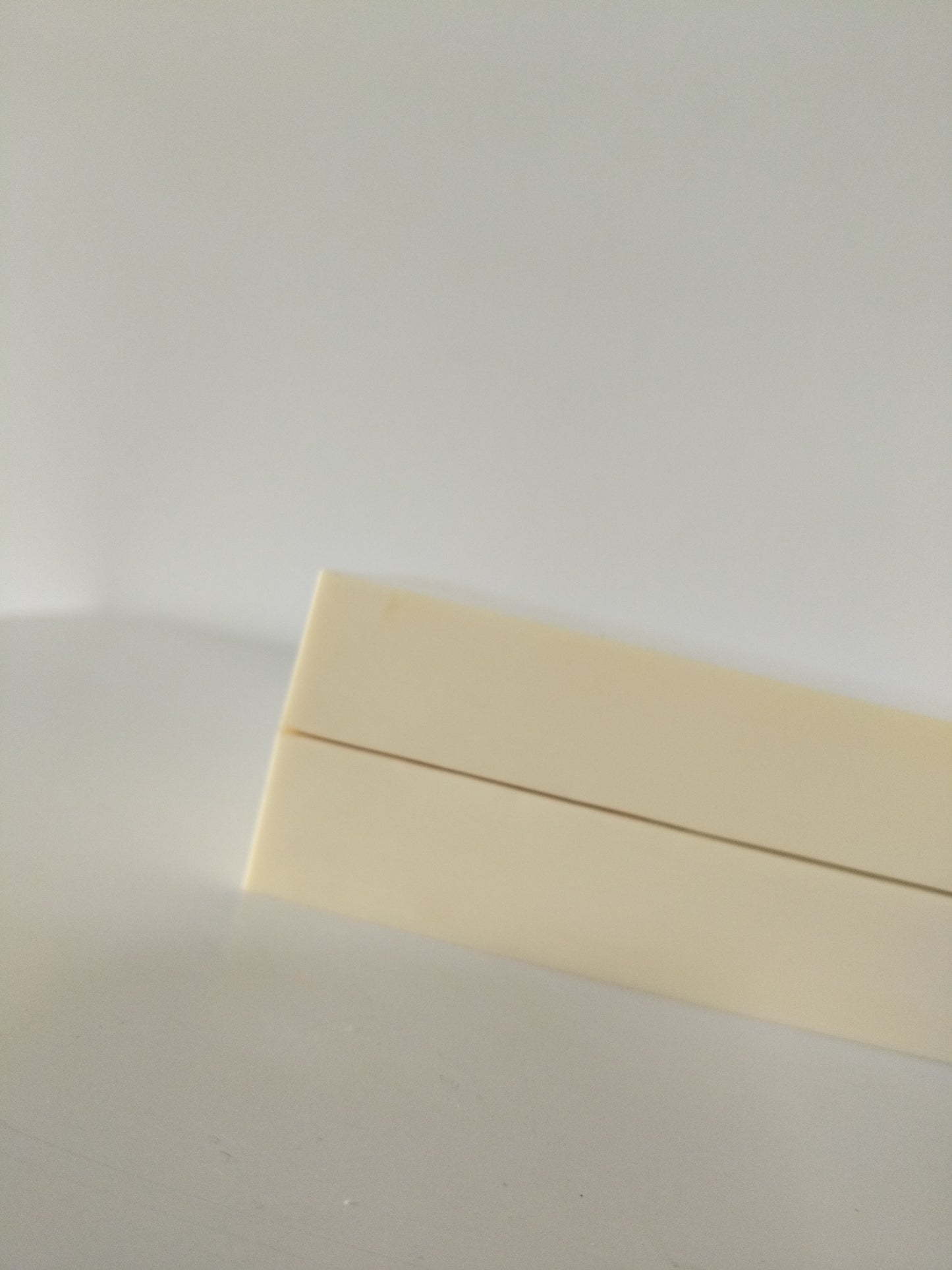 Petite coiffeuse/ miroir/ boîte à maquillage en plastique 70's ! Priorité à Amandine !