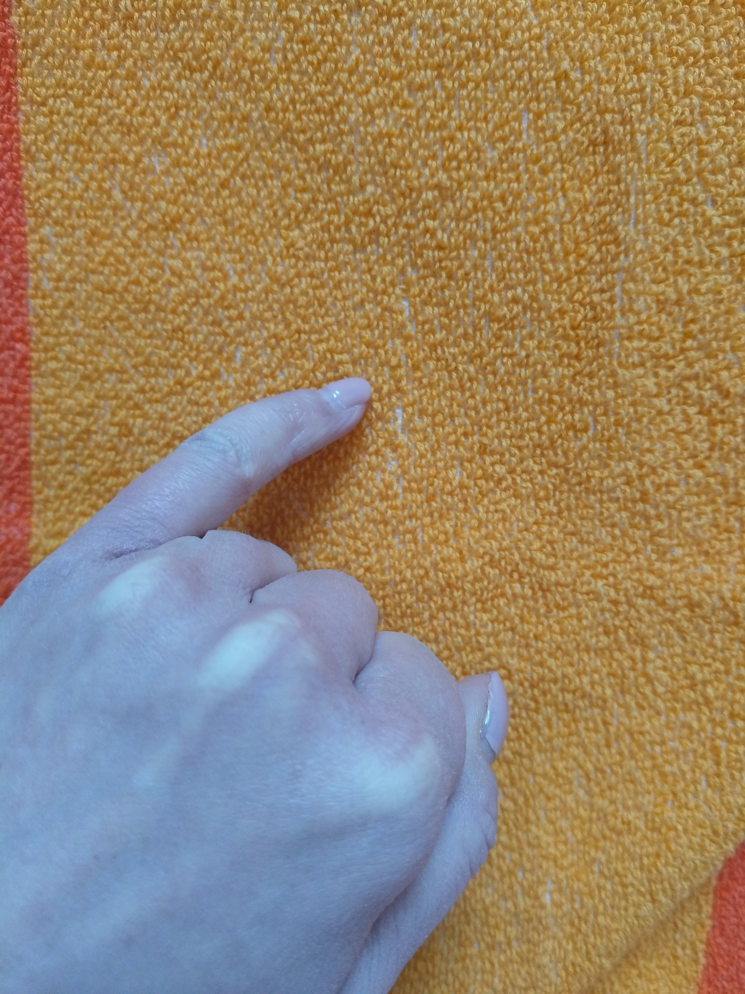 Petite serviette de toilette à l'unité - cetaitmieuxavant