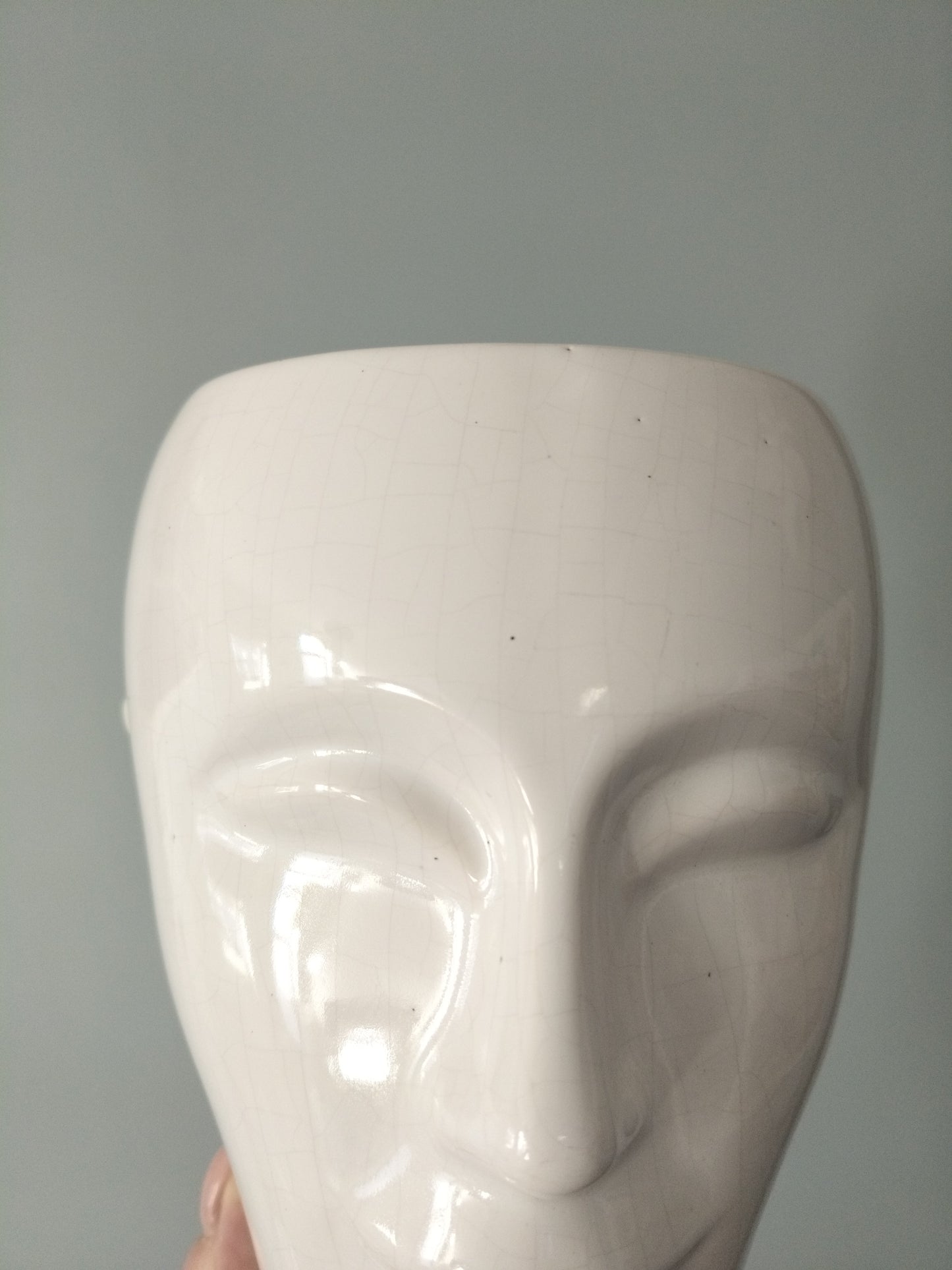 Grand cache-pot tête d'homme en céramique - cetaitmieuxavant