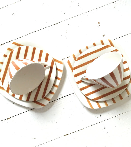 Ensemble petit déjeuner 2 personnes Boch La Louvière Séduction Miami Lignes Verticales