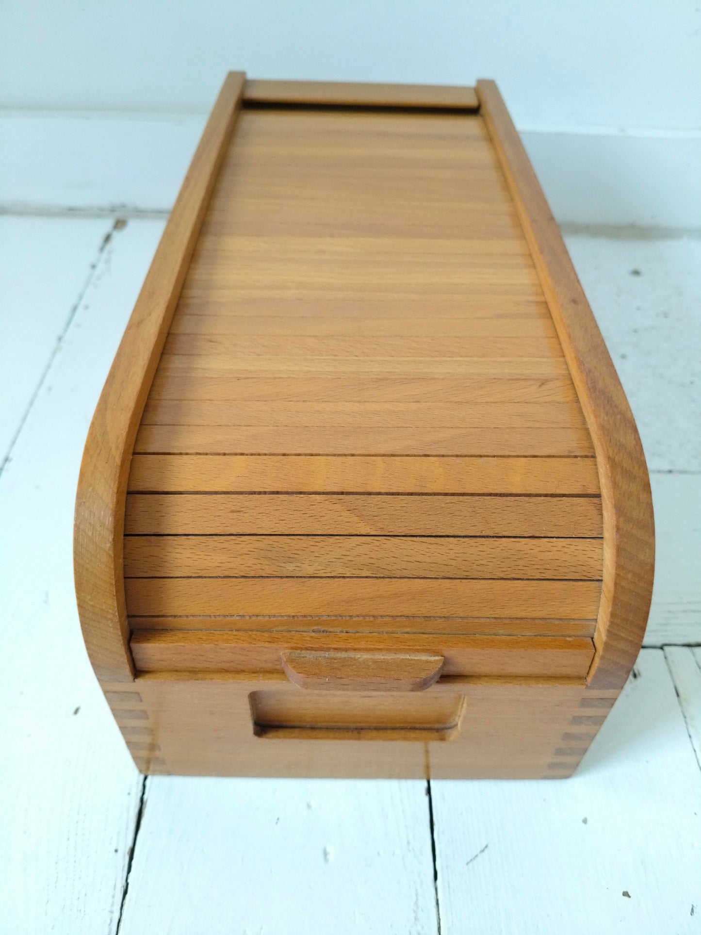 Ancienne boîte à fiches à volet en bois